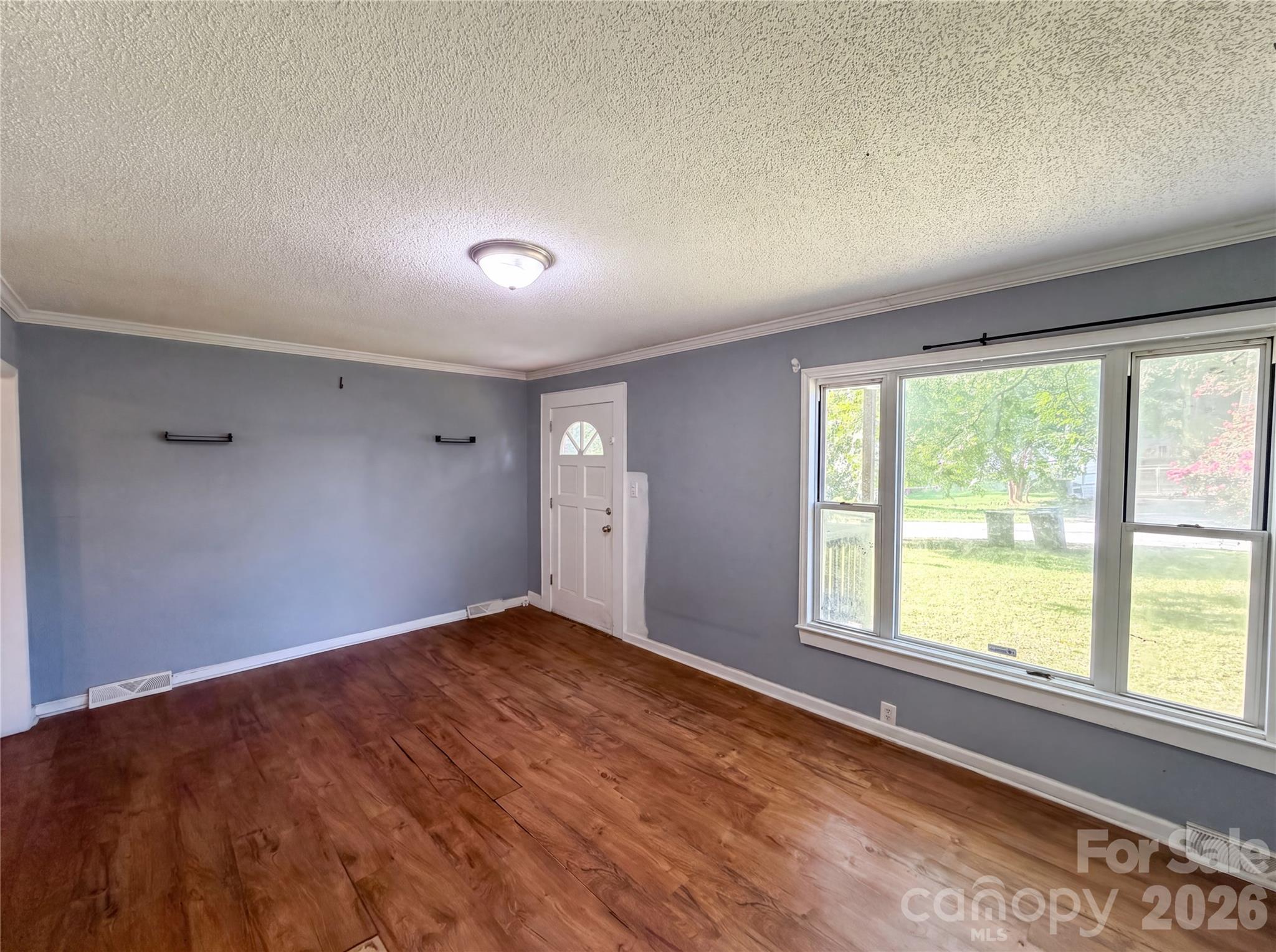 Single Family Residence at 831 Fairview Street, Kannapolis, photo 3 of 16