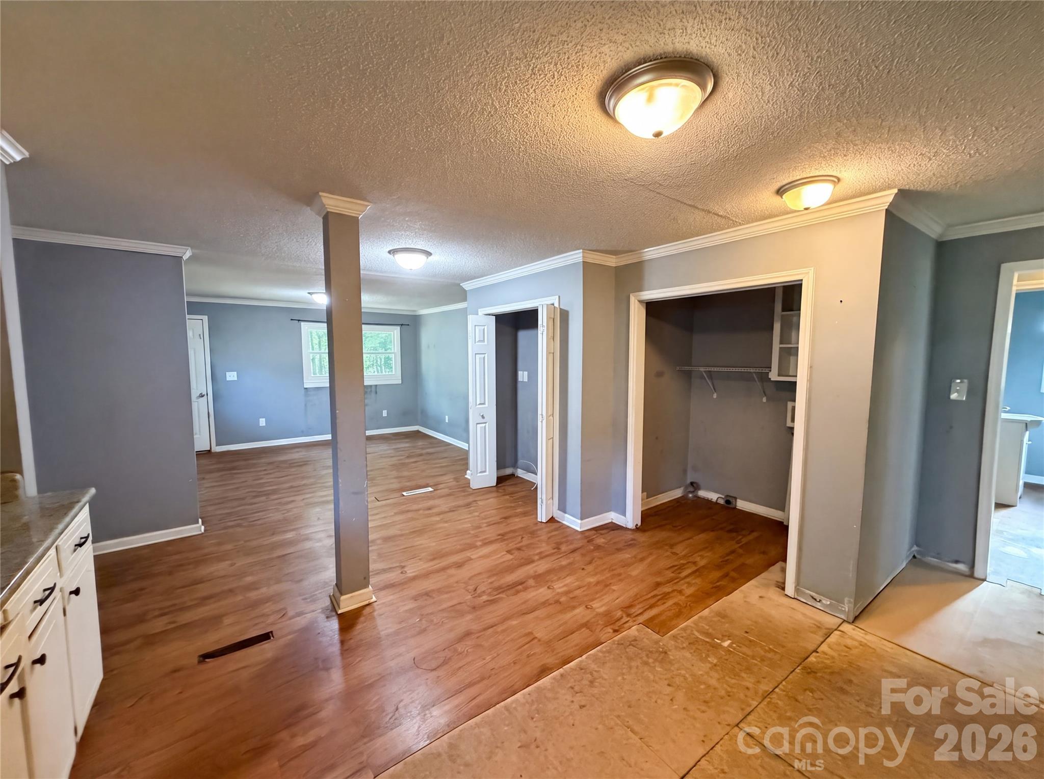 Single Family Residence at 831 Fairview Street, Kannapolis, photo 4 of 16