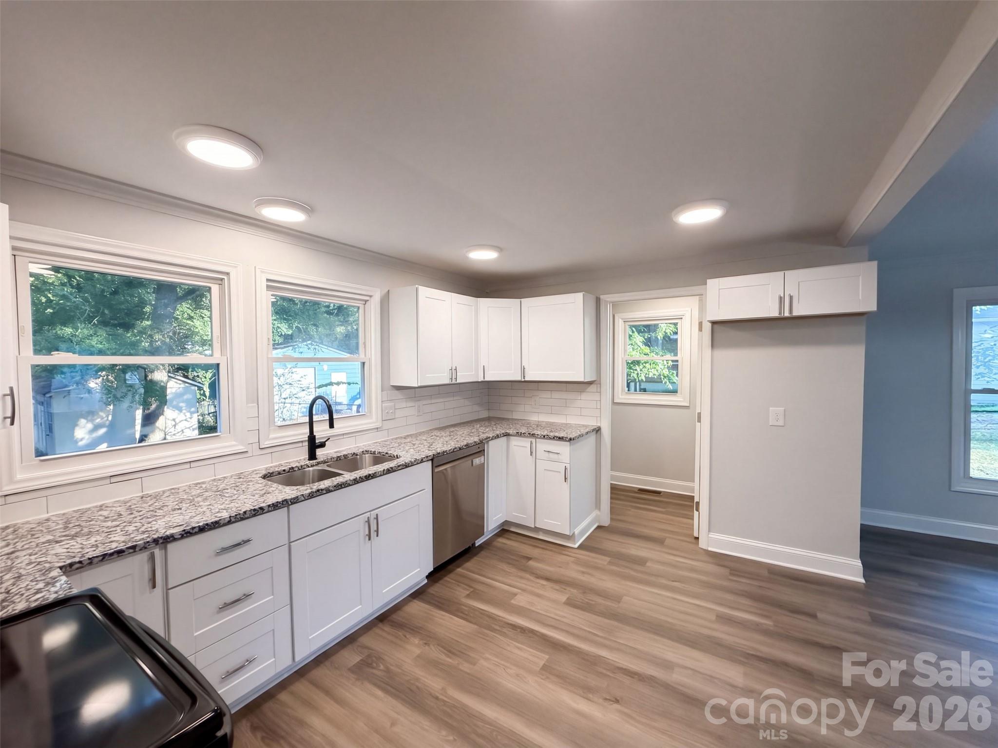 Single Family Residence at 308 Spring Garden Avenue, Kannapolis, photo 7 of 19