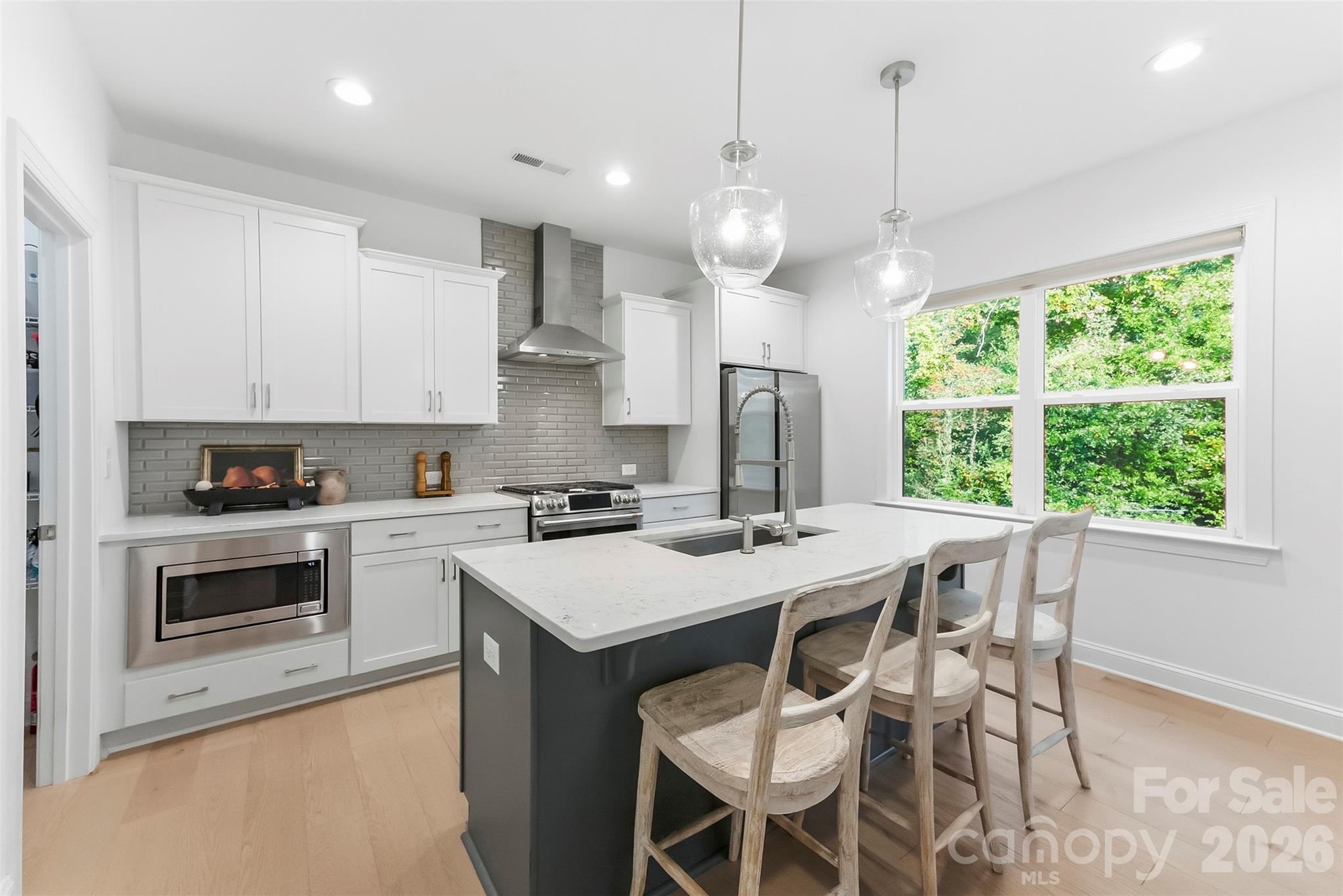 Single Family Residence at 2381 Trundle Drive, Gastonia, photo 15 of 47