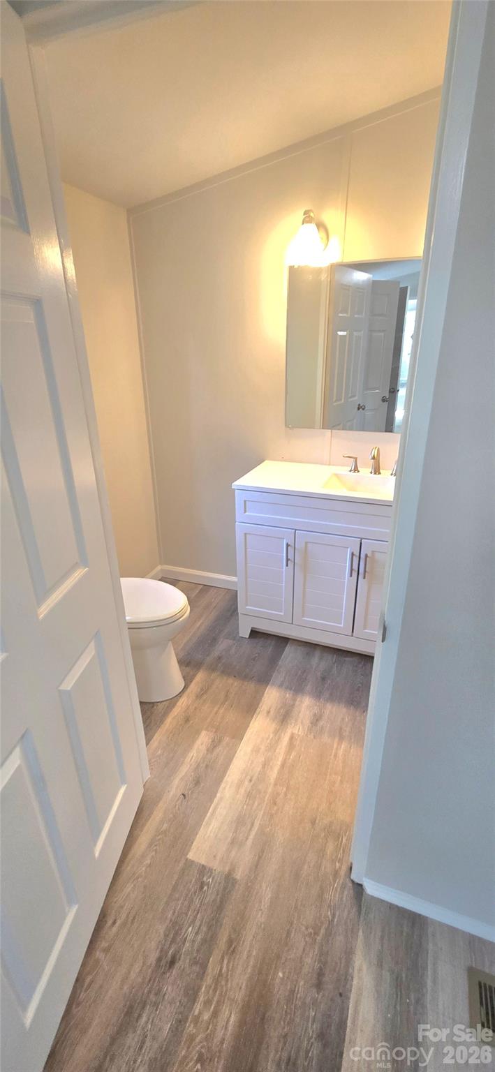 Single Family Residence at 968 Cy Circle, Concord, photo 7 of 7