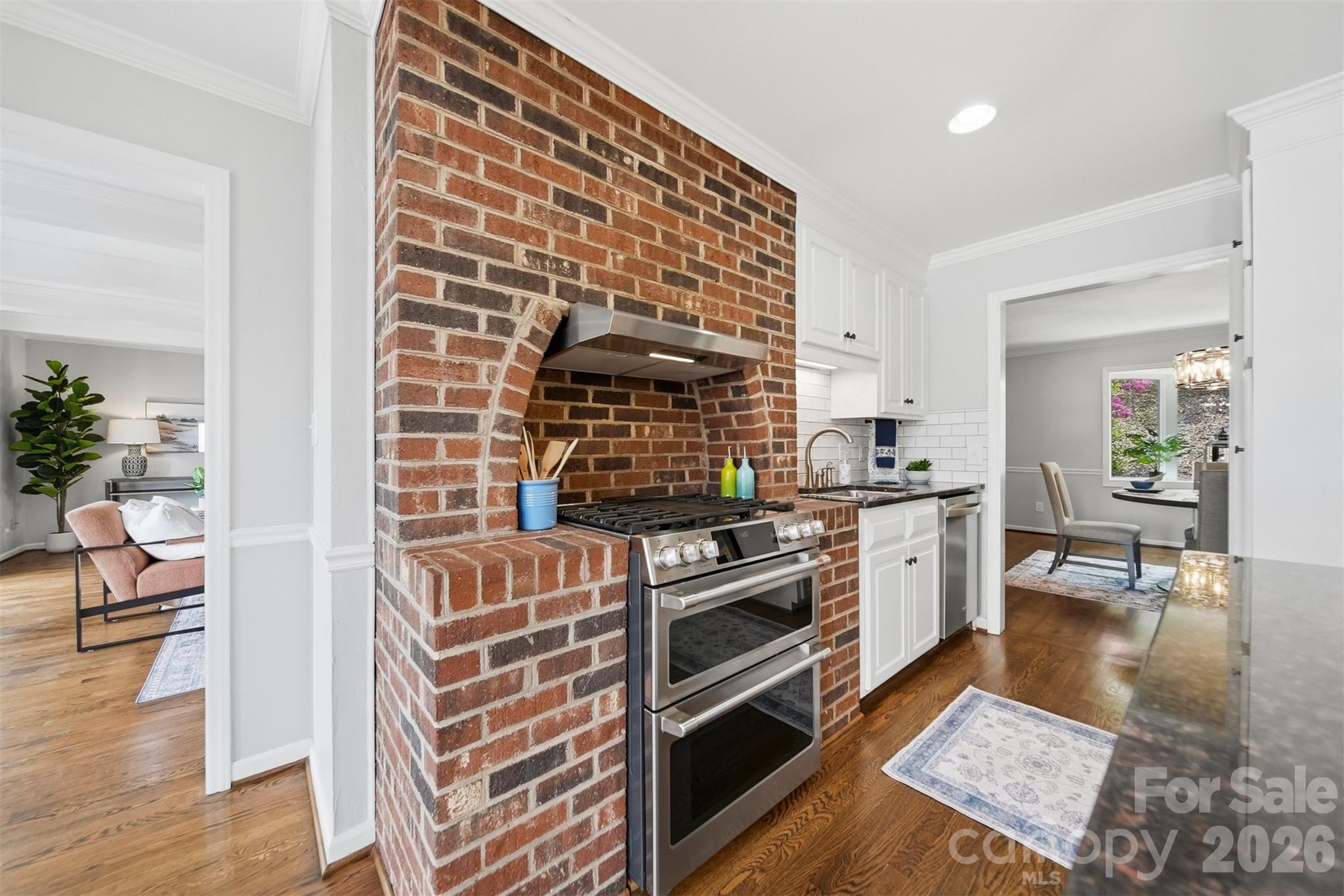 Single Family Residence at 476 44th Avenue Drive NW, Hickory, photo 16 of 43