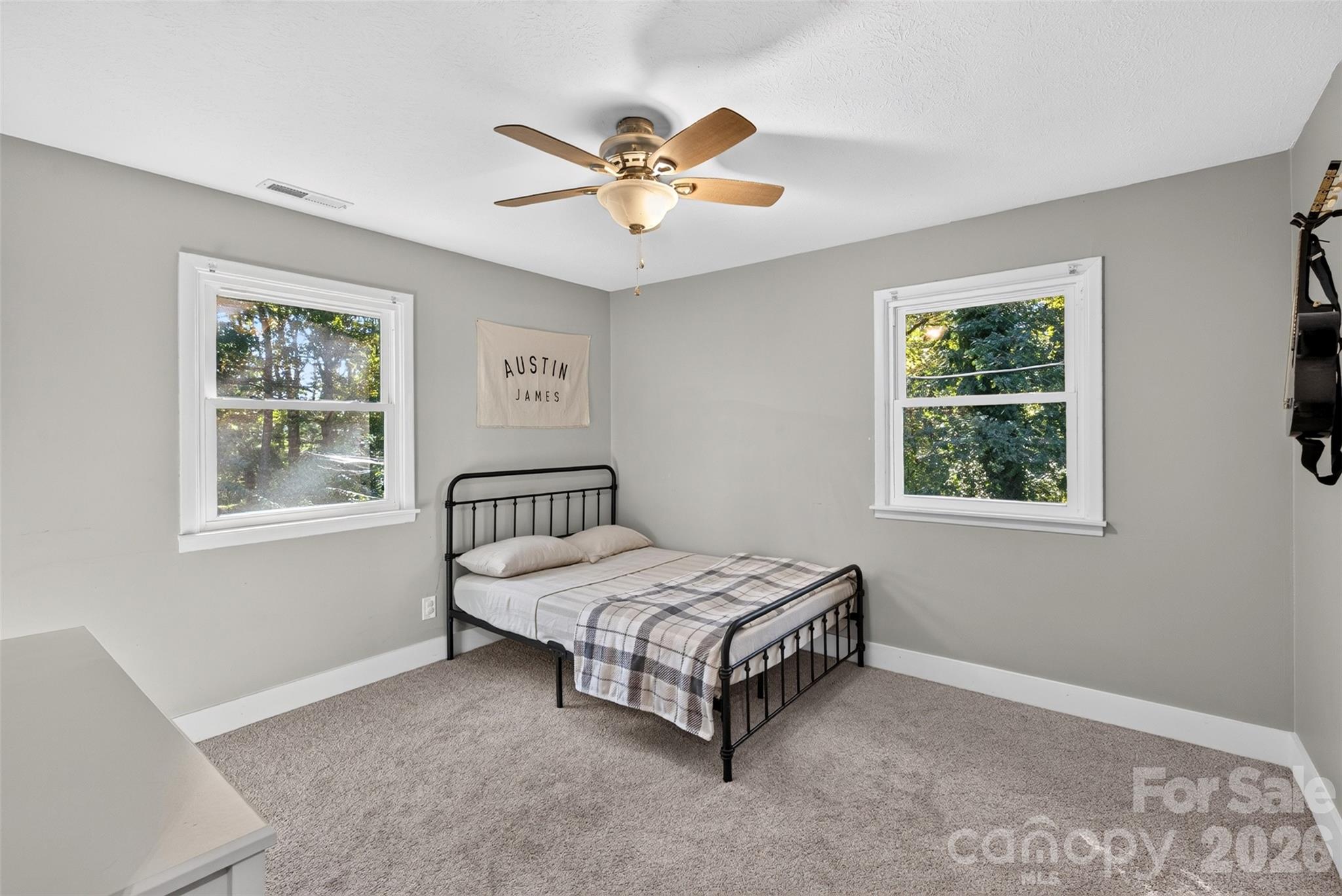 Single Family Residence at 200 Whispering Hills Drive, Hendersonville, photo 30 of 45