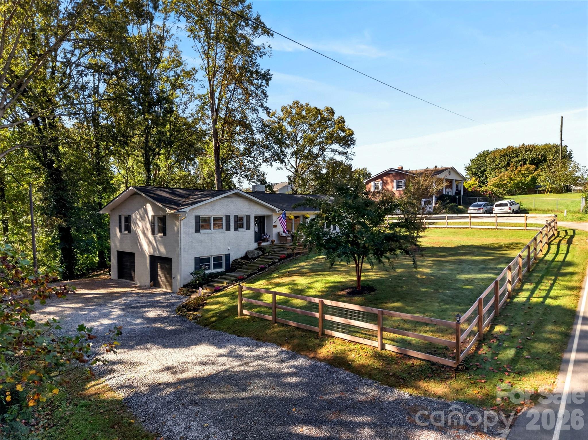 Single Family Residence at 200 Whispering Hills Drive, Hendersonville, photo 40 of 45