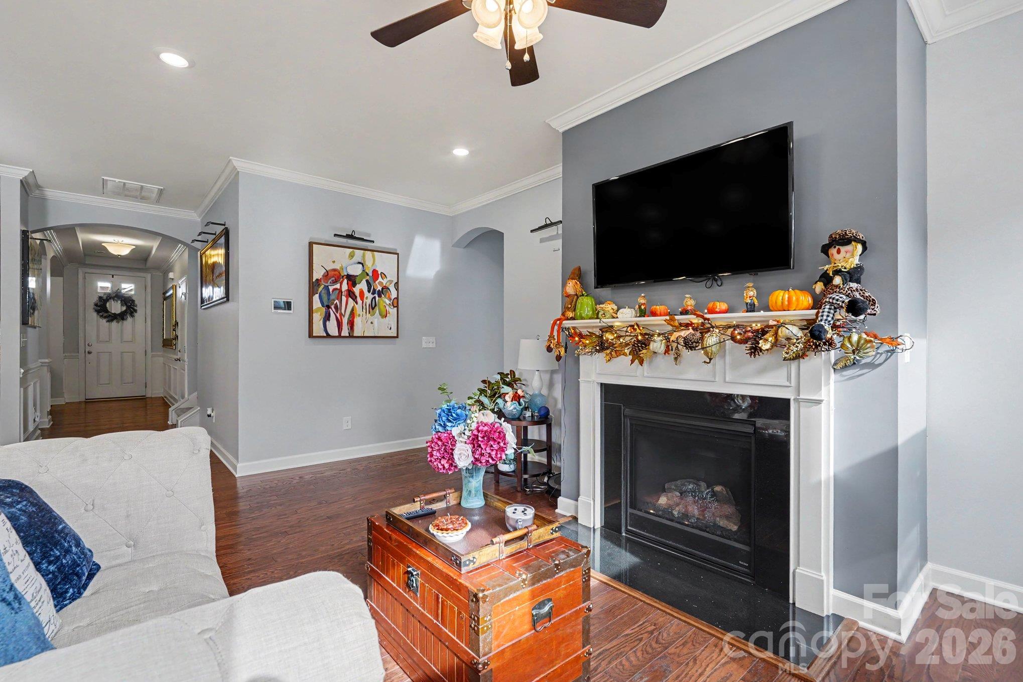 Single Family Residence at 8340 Breton Way, Harrisburg, photo 7 of 46
