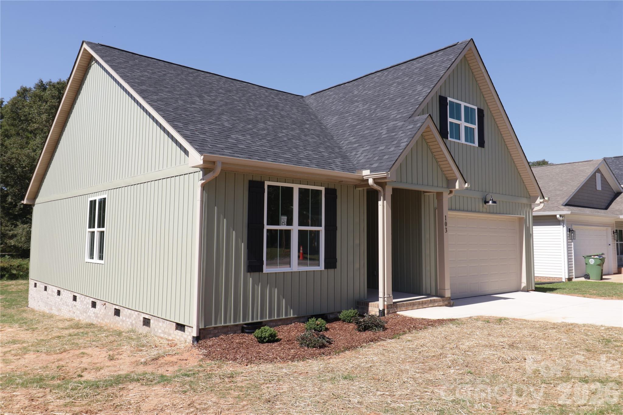 Single Family Residence at 103 Hillcrest Street, Shelby, photo 5 of 26