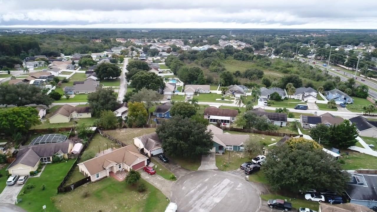 Single Family Residence at 108 CHRIS CT, DAVENPORT, photo 3 of 34