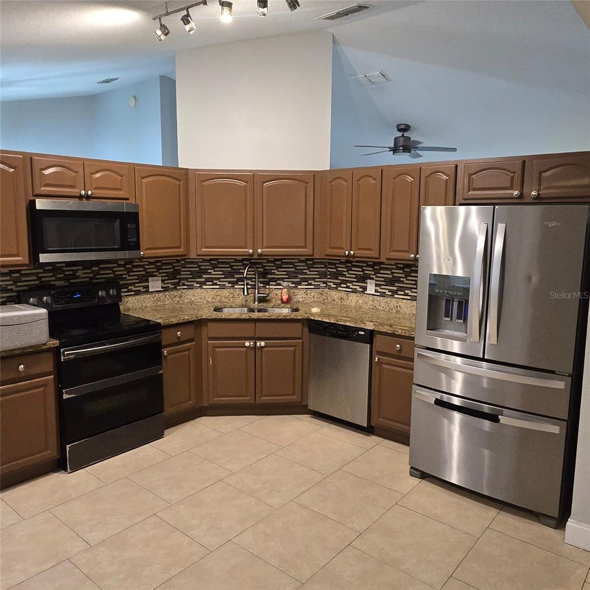 Single Family Residence at 108 CHRIS CT, DAVENPORT, photo 22 of 34