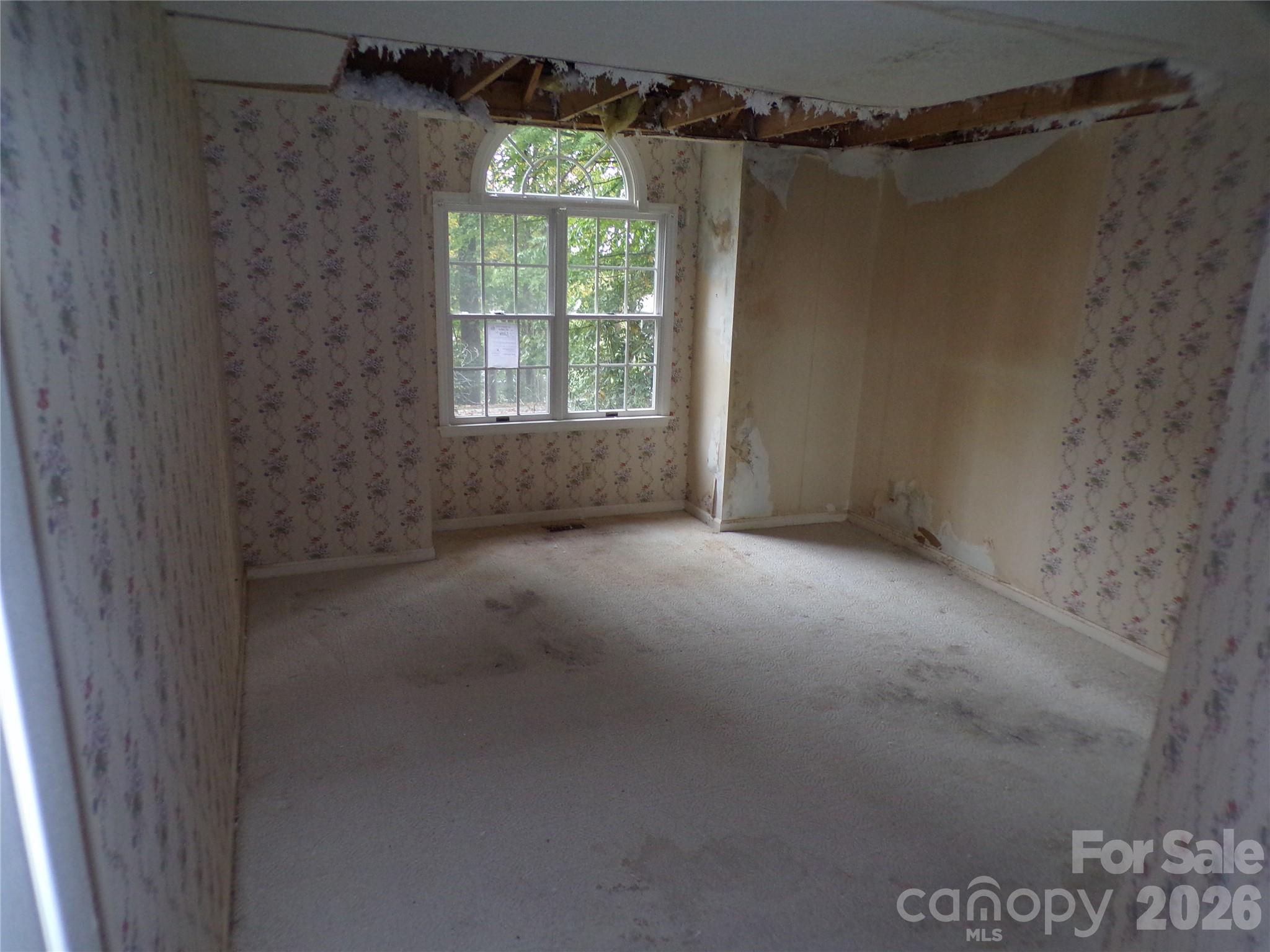 Front left bedroom - 10 Governors Drive, Hendersonville