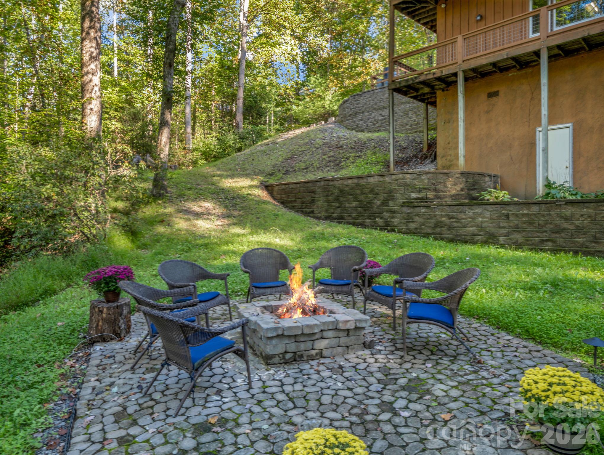 Fire pit - 127 Cattail Road, Lake Lure