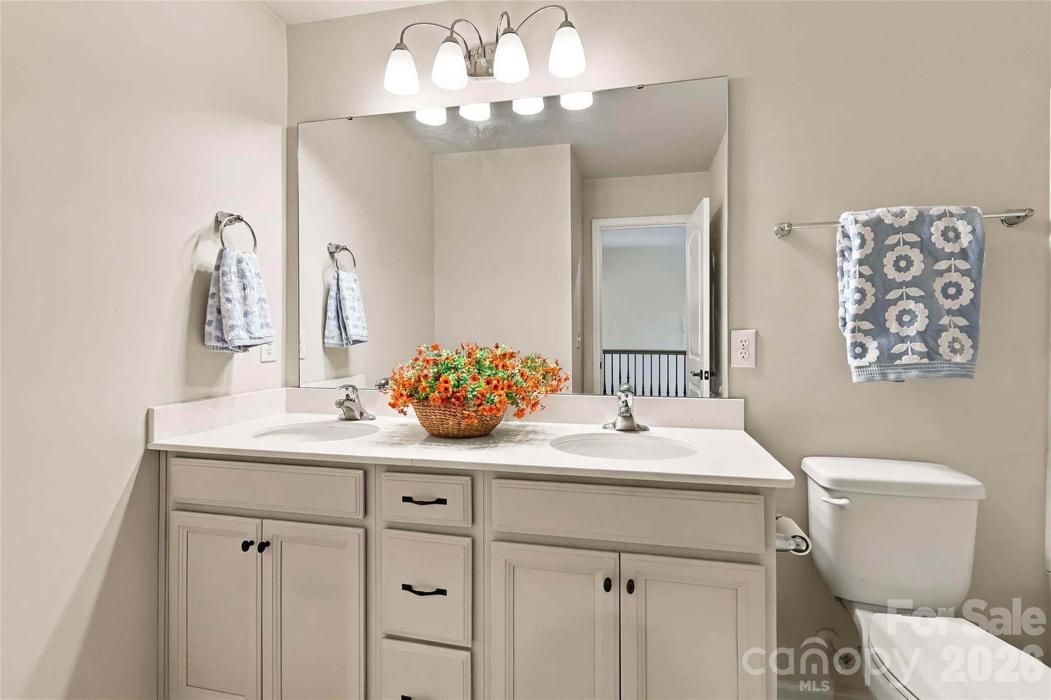Townhouse at 15640 Little Bluestem Street, Charlotte, photo 27 of 38
