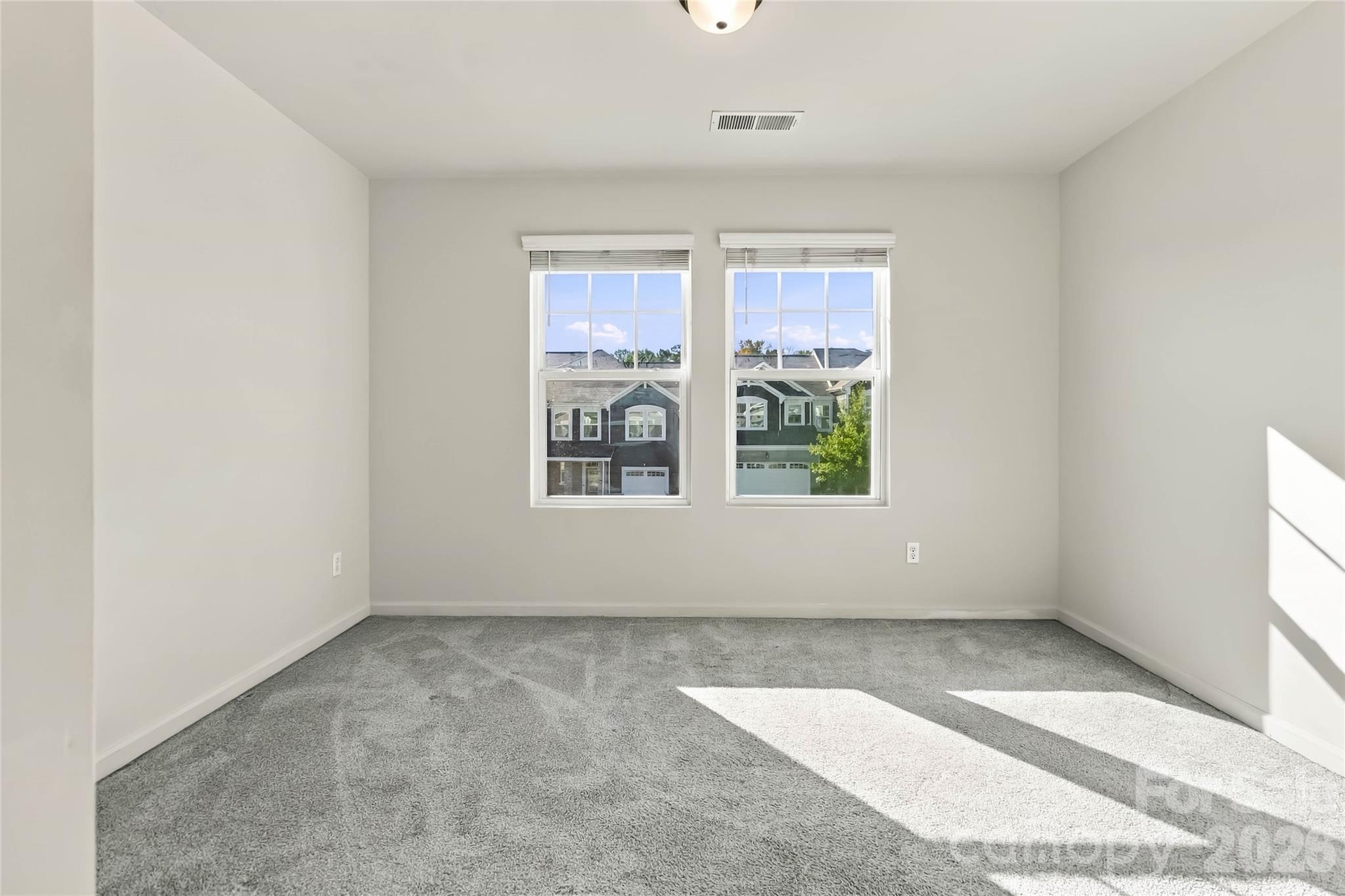 Townhouse at 15640 Little Bluestem Street, Charlotte, photo 33 of 38