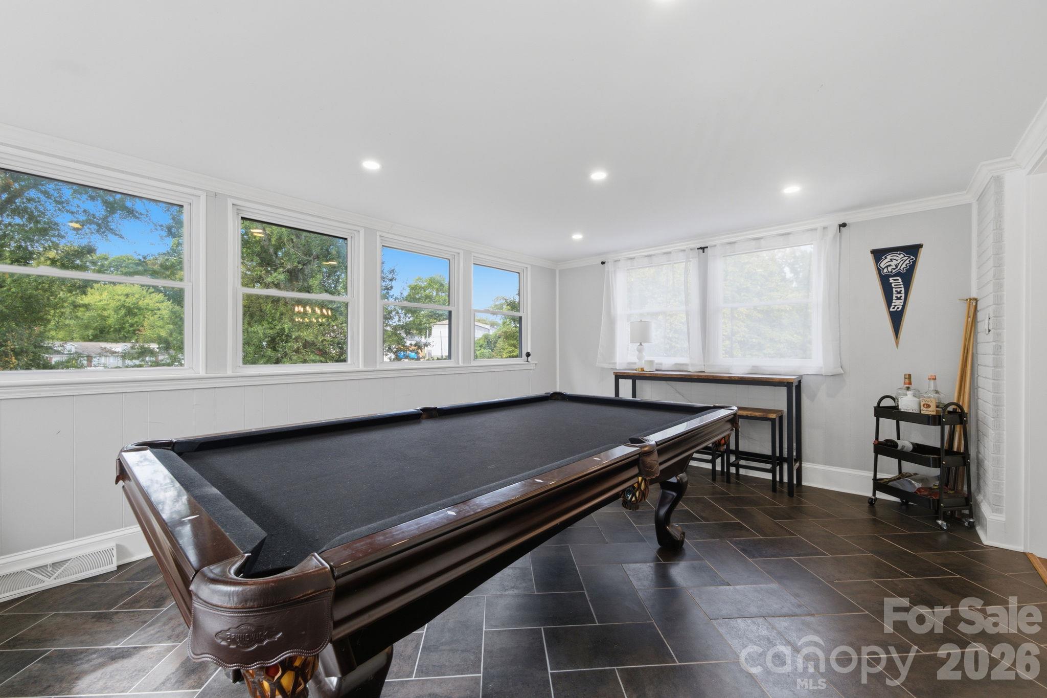 Single Family Residence at 6520 Candlewood Drive, Charlotte, photo 16 of 38
