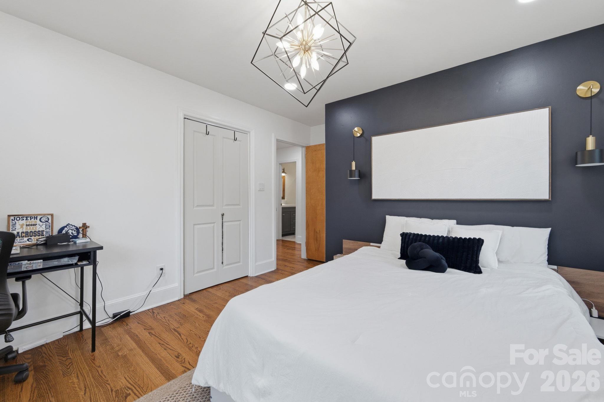 Single Family Residence at 6520 Candlewood Drive, Charlotte, photo 22 of 38