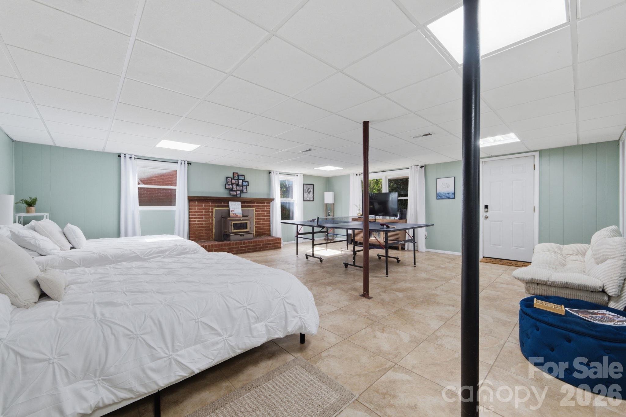 Single Family Residence at 6520 Candlewood Drive, Charlotte, photo 29 of 38