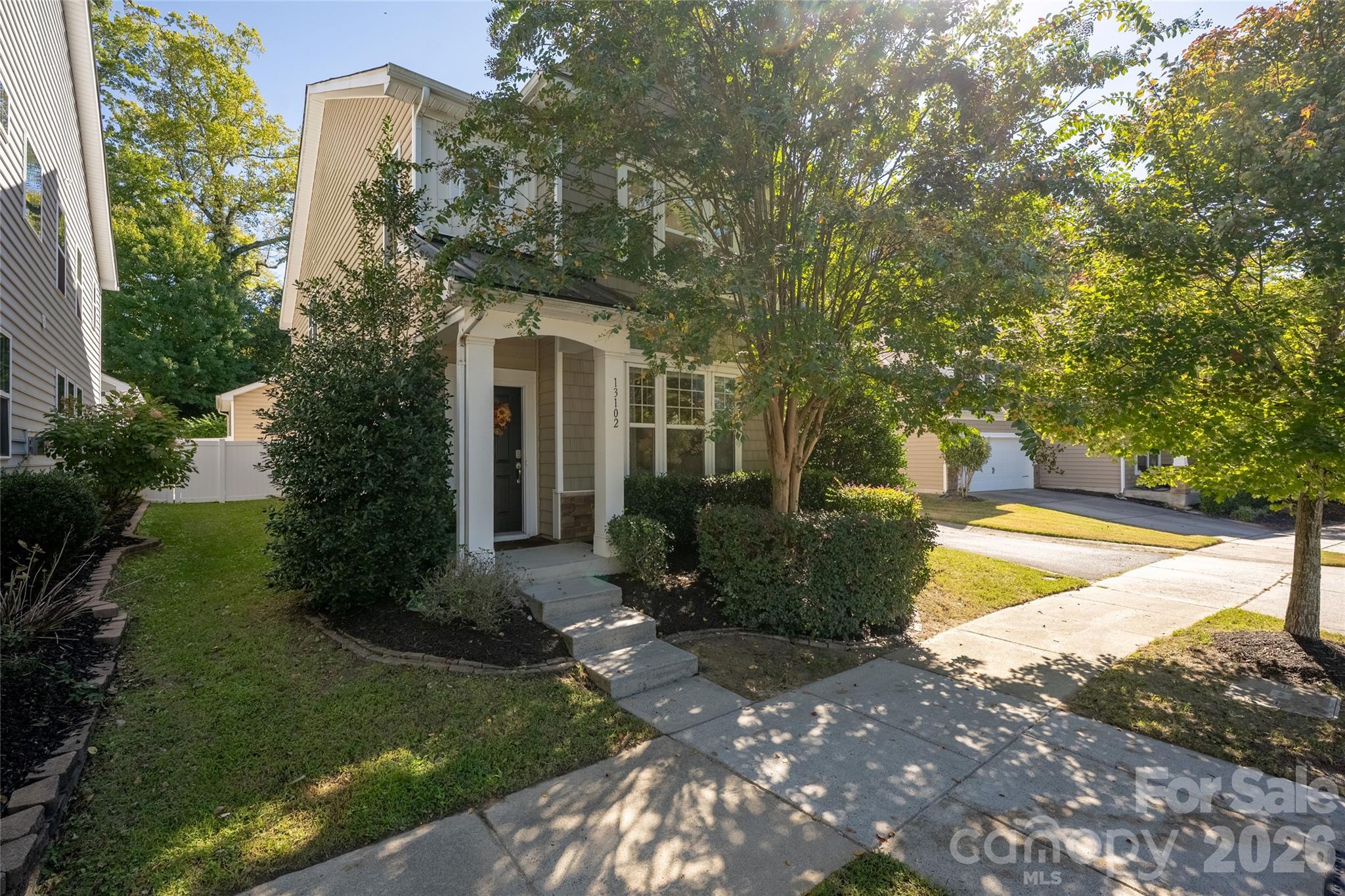 Single Family Residence at 13102 Heath Grove Drive, Huntersville, photo 2 of 34