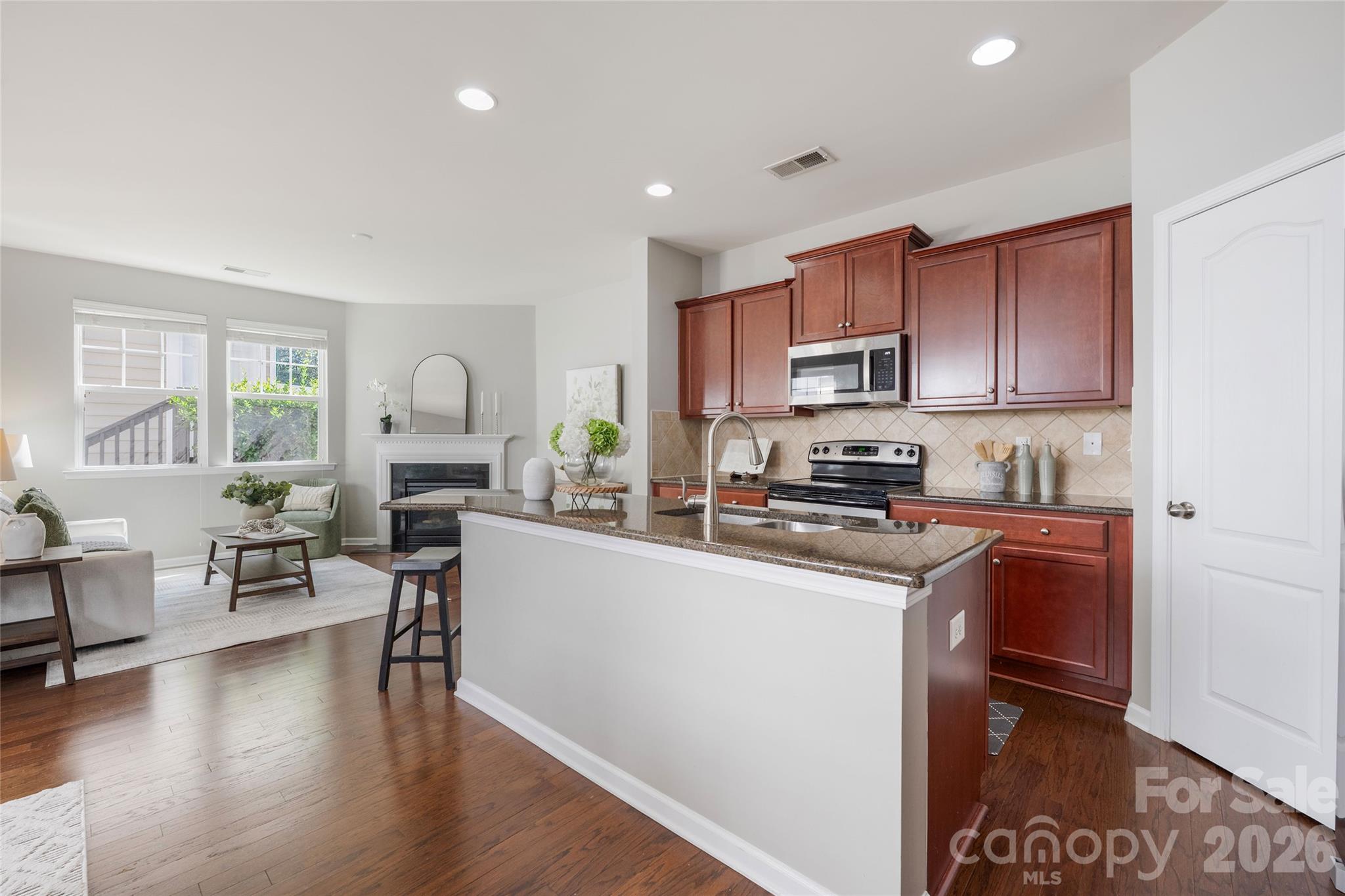 Single Family Residence at 13102 Heath Grove Drive, Huntersville, photo 18 of 34