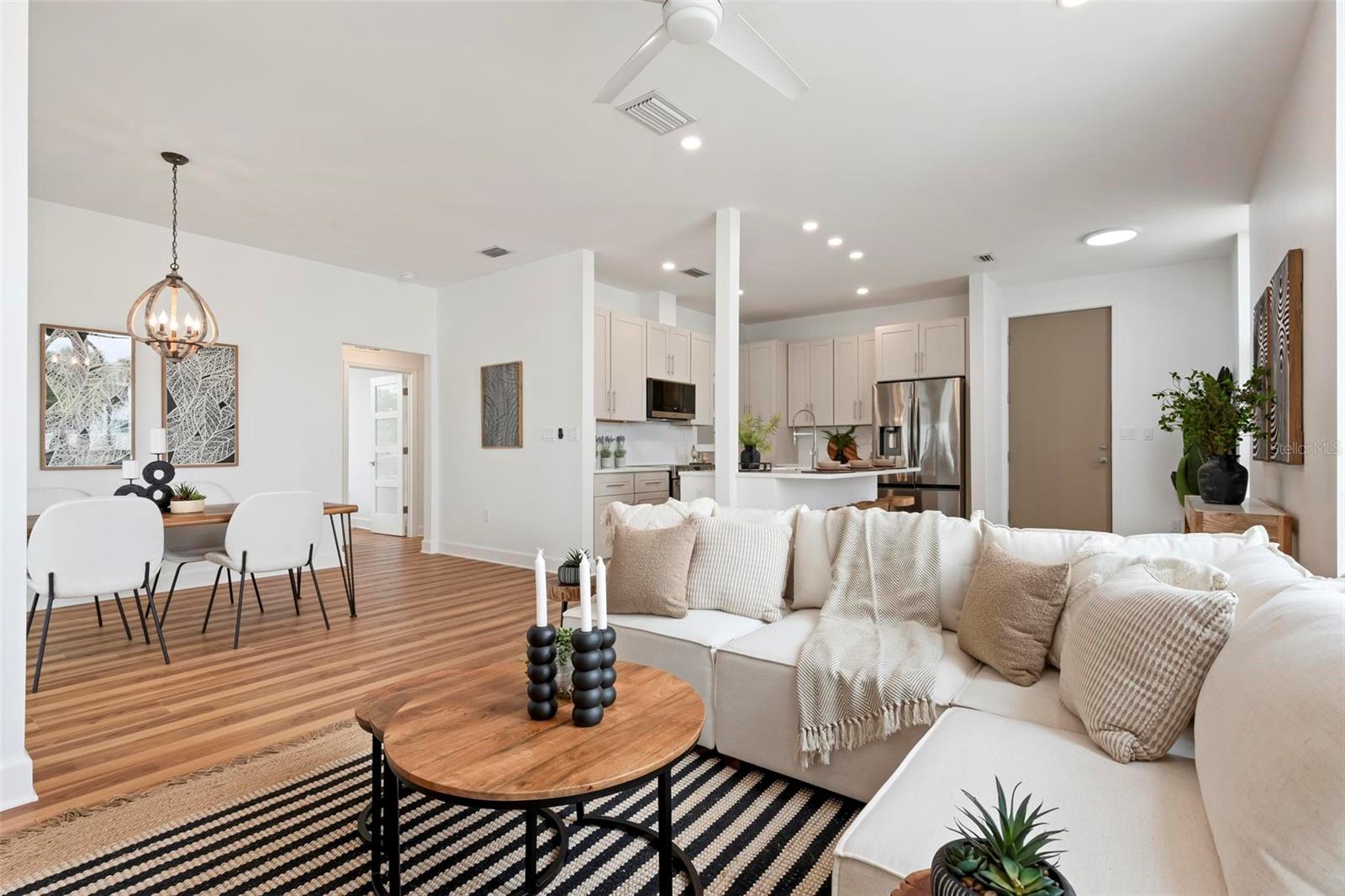 Condominium at 550 W FLAMINGO DR #2, VENICE, photo 7 of 63