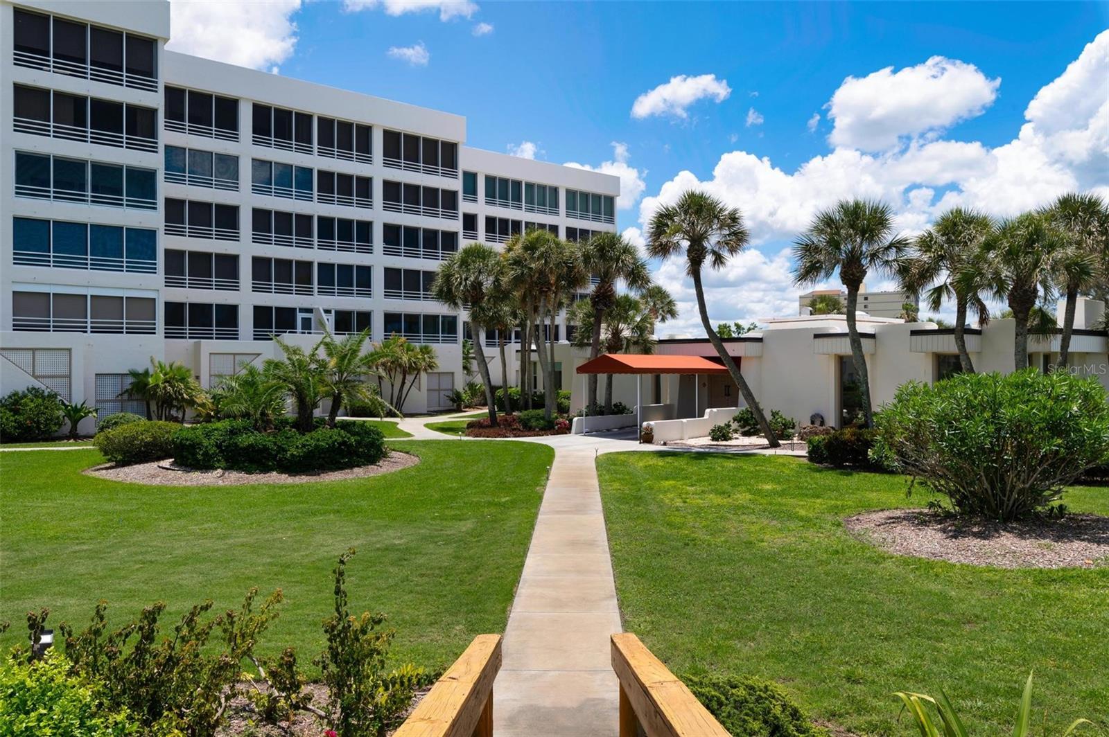 Condominium at 550 W FLAMINGO DR #2, VENICE, photo 41 of 63
