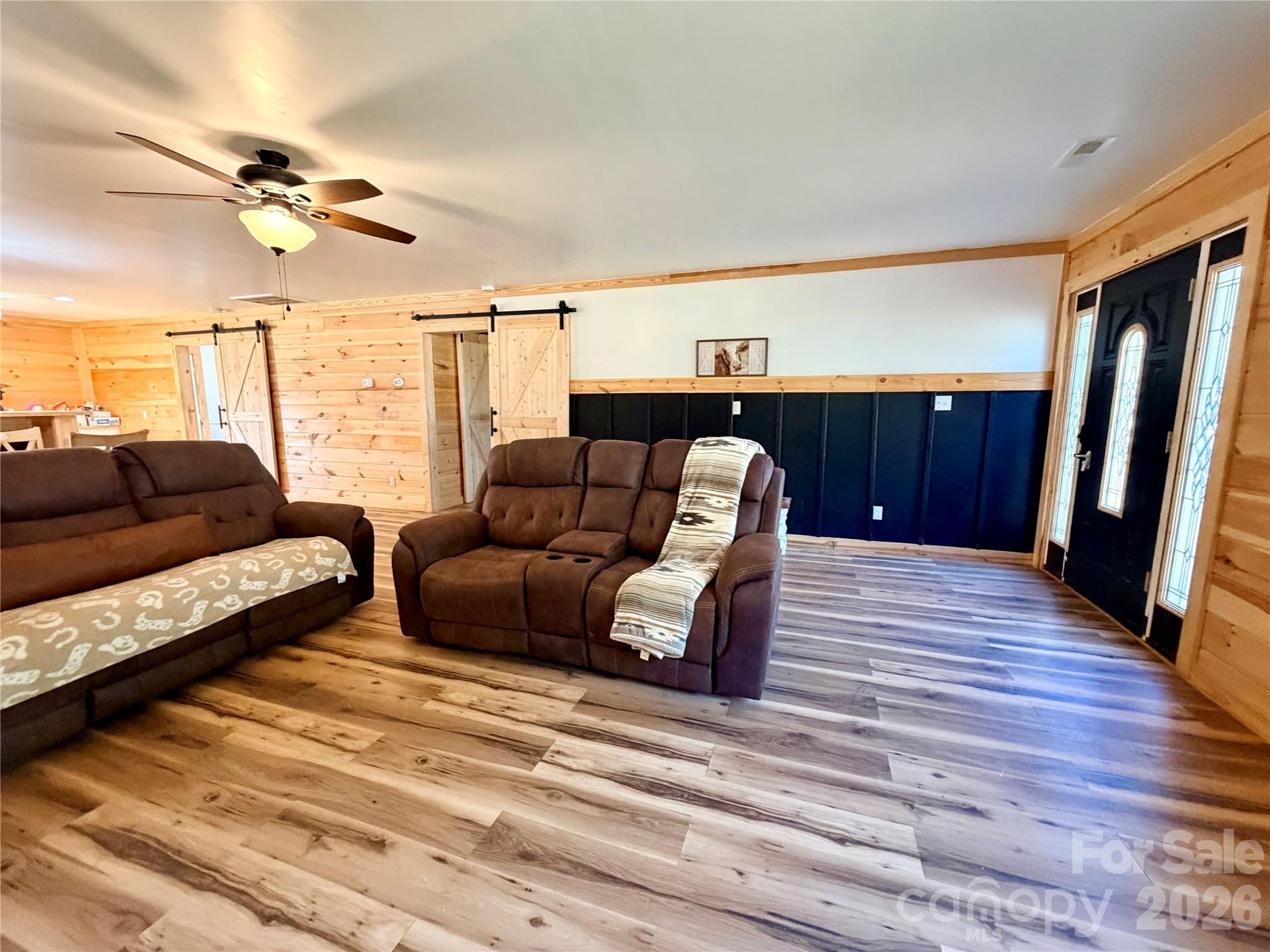 Living Room - 550 Dills Road, Rutherfordton