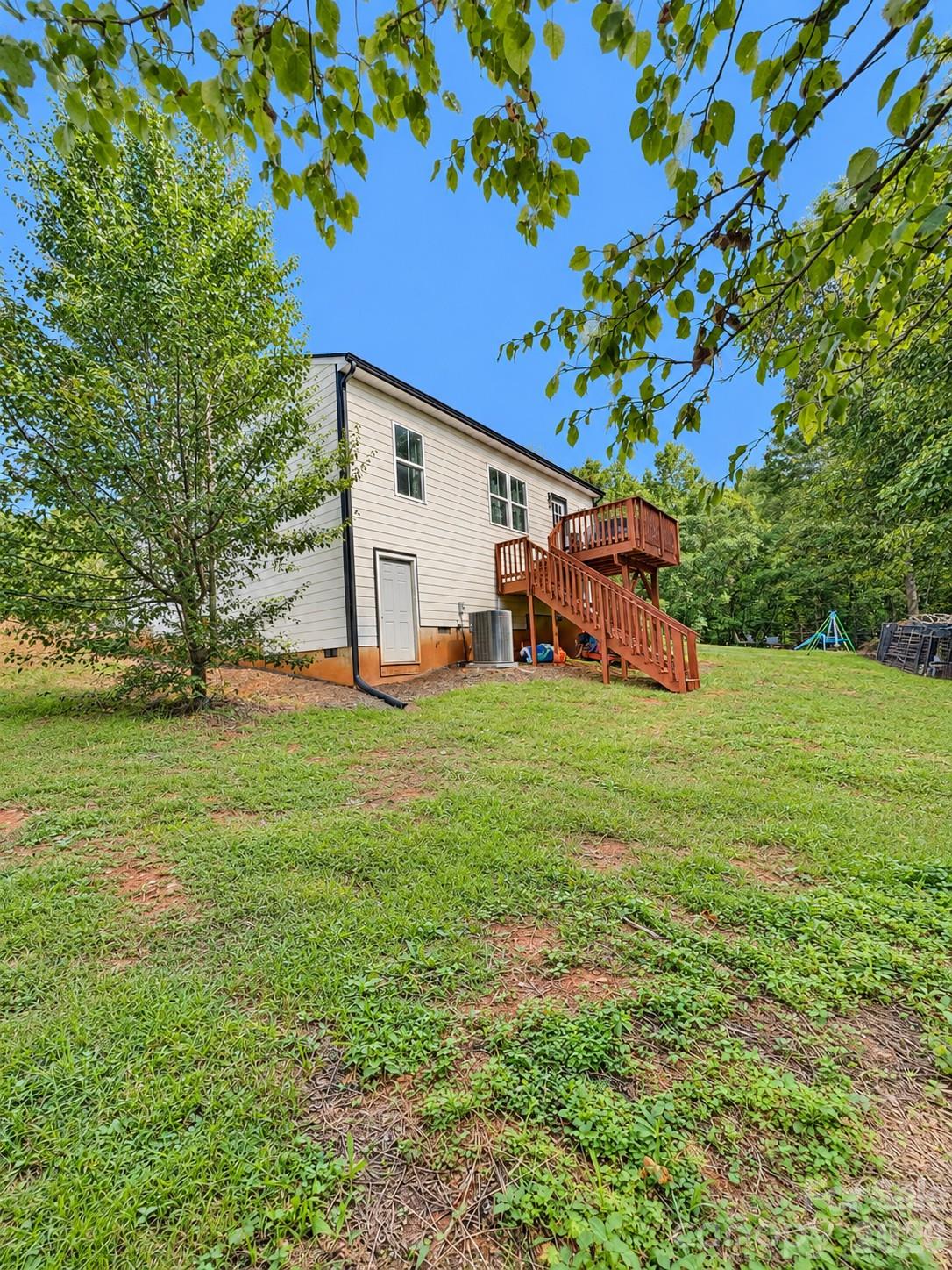 Single Family Residence at 1346 39th Street Circle SW, Hickory, photo 16 of 17