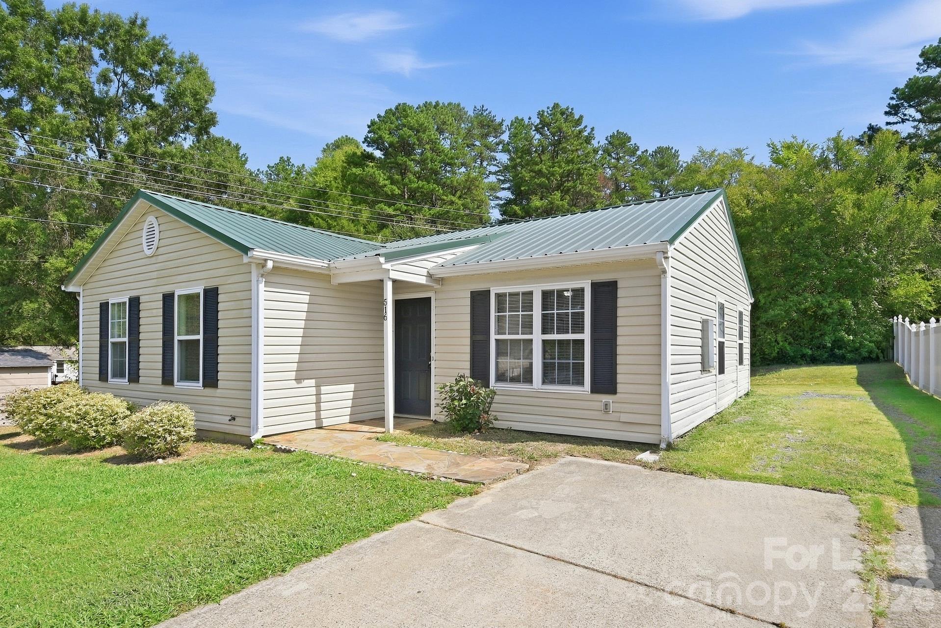 Single Family Residence at 516 Turner Street, Monroe, photo 2 of 7