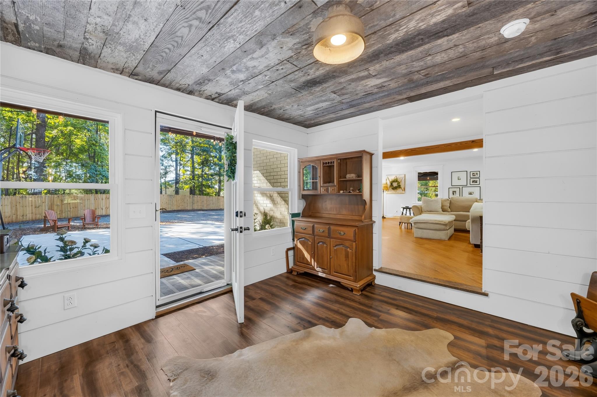 Single Family Residence at 13923 Asbury Chapel Road, Huntersville, photo 18 of 46