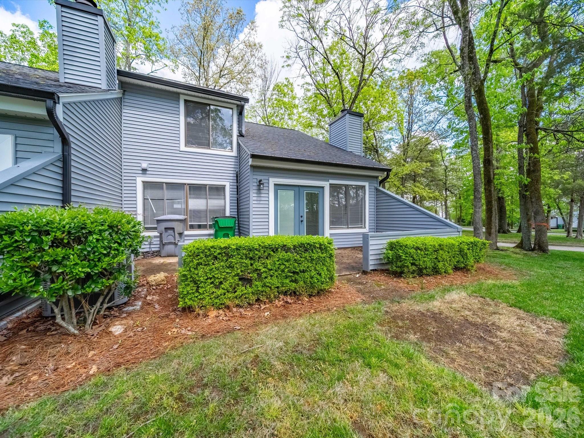 Condominium at 11222 Carmel Chace Drive, Charlotte, photo 5 of 30