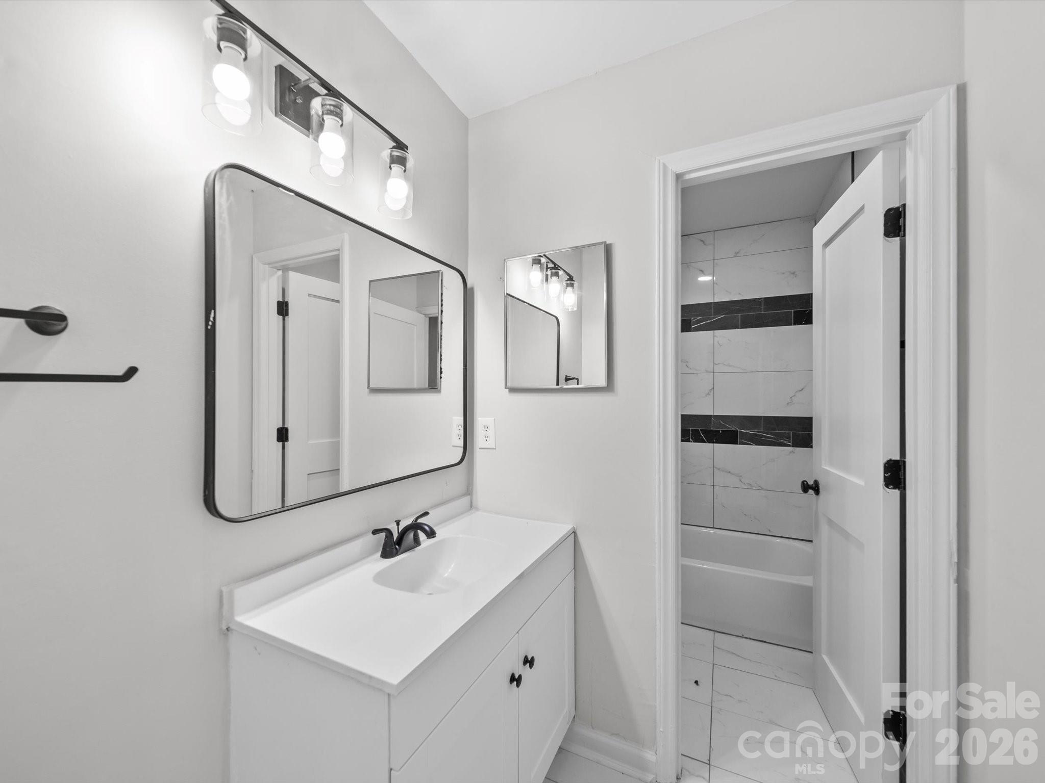 Condominium at 11222 Carmel Chace Drive, Charlotte, photo 29 of 30