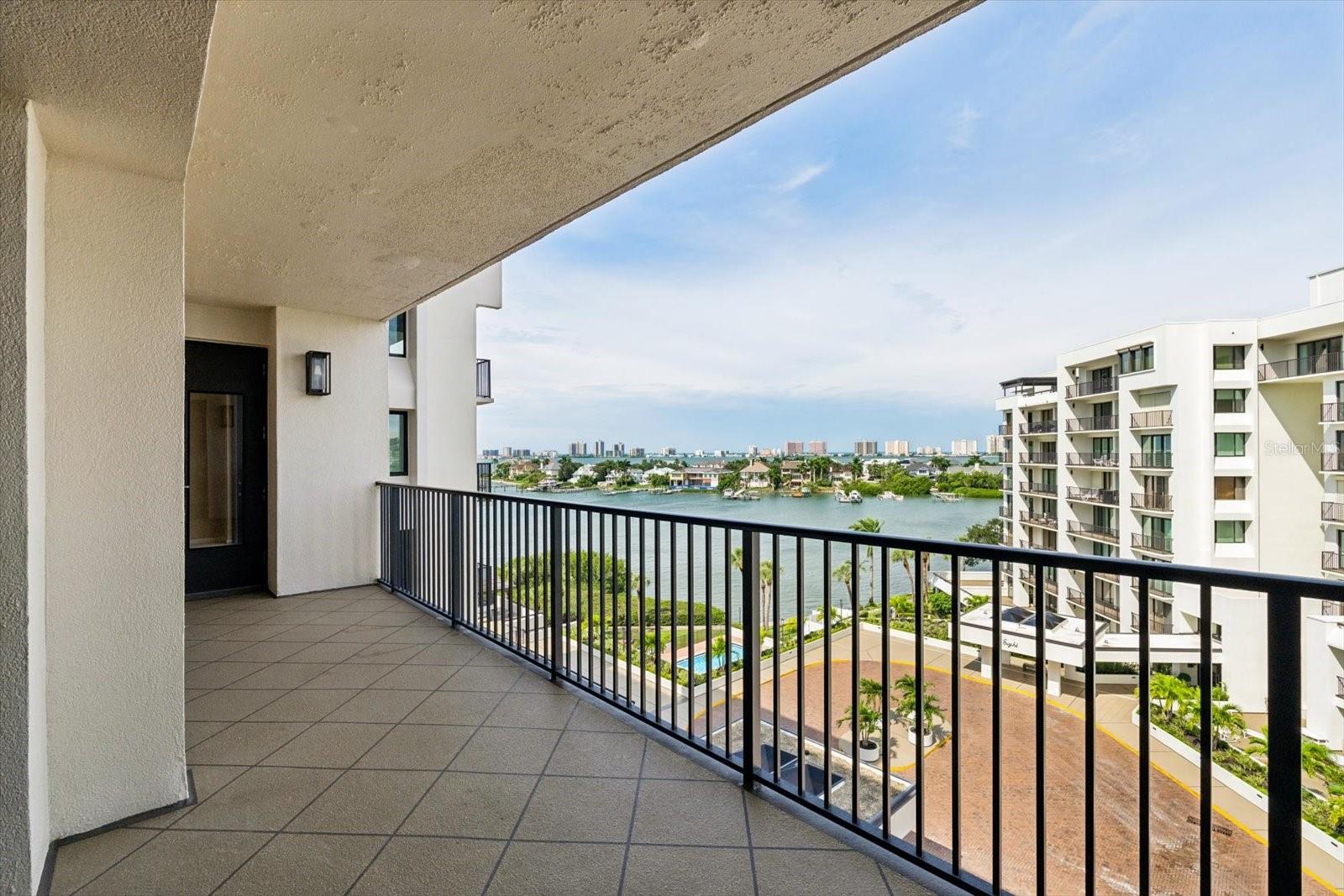 Condominium at 6 BELLEVIEW BLVD #604, BELLEAIR, photo 12 of 45