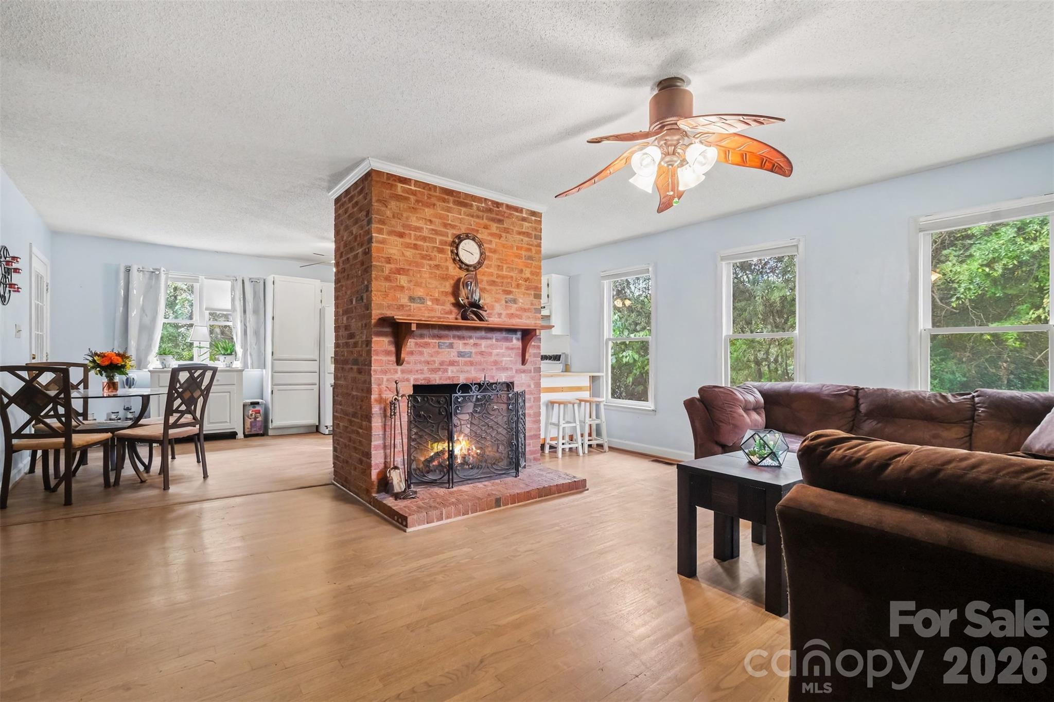 Single Family Residence at 1617 Lawing Road, Charlotte, photo 3 of 35