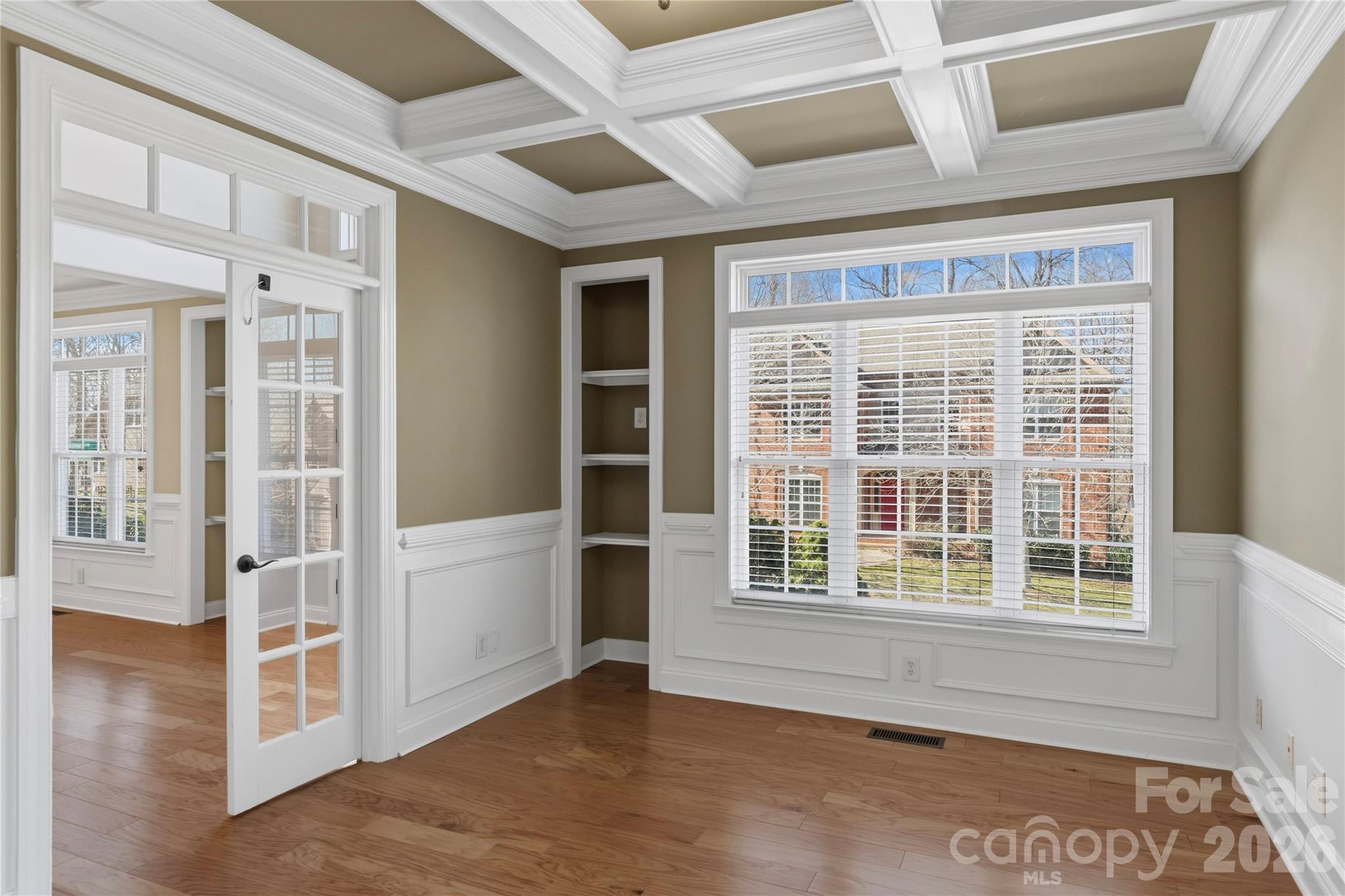Single Family Residence at 1391 Somerset Cove Drive, Winston Salem, photo 19 of 42