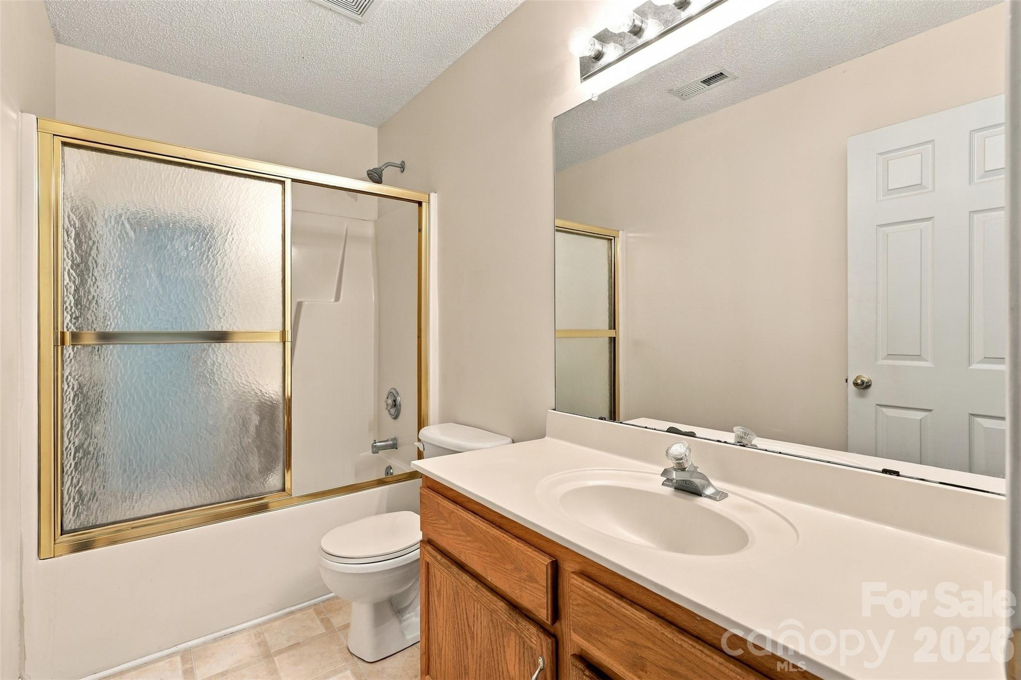 Upstairs Full Bathroom - 1831 Southwind Drive, Charlotte