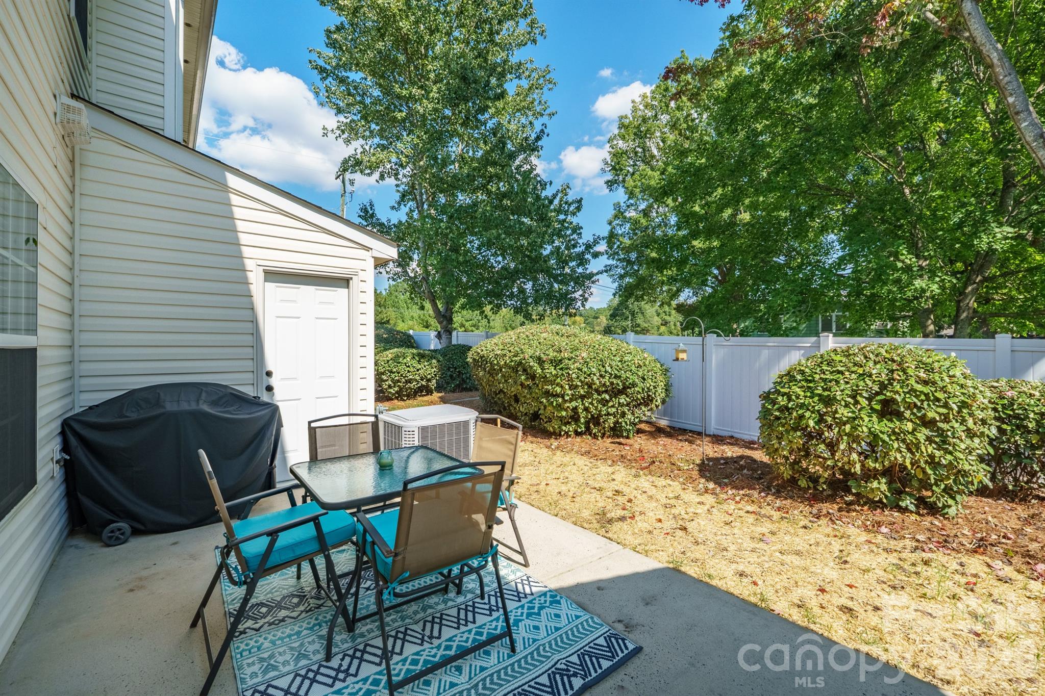 Townhouse at 4144 Kenton Glenn Court NW, Concord, photo 5 of 31