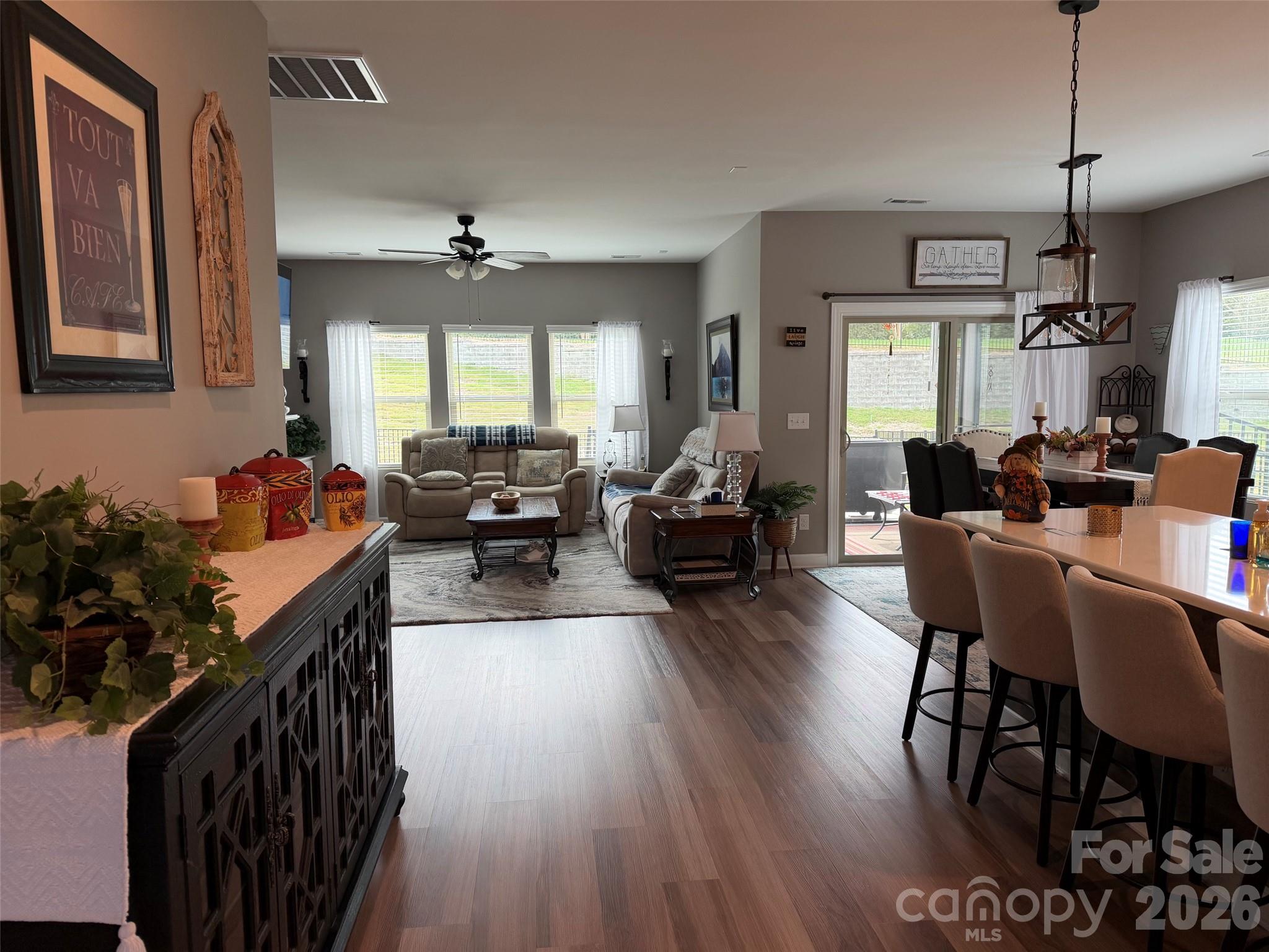 Single Family Residence at 5134 Turtle Creek Drive, Denver, photo 14 of 40