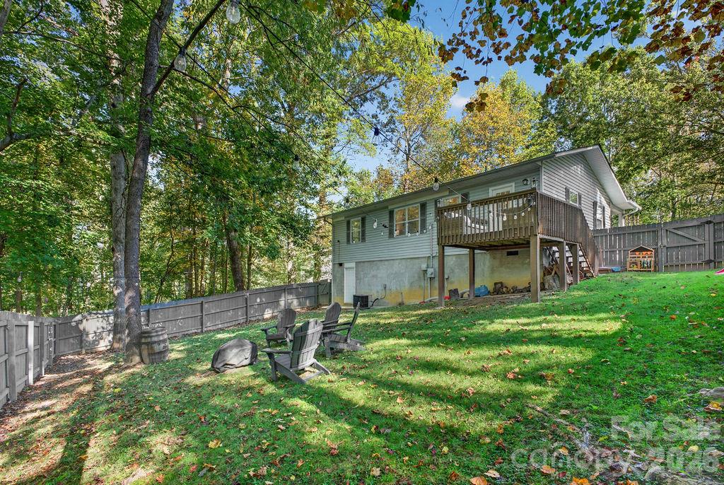 Single Family Residence at 20 McTindal Circle, Asheville, photo 27 of 28