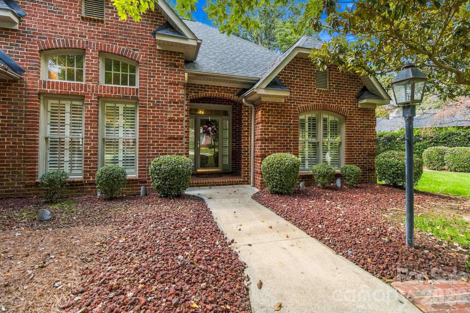 Single Family Residence at 1106 Westlake Drive, Kannapolis, photo 6 of 48