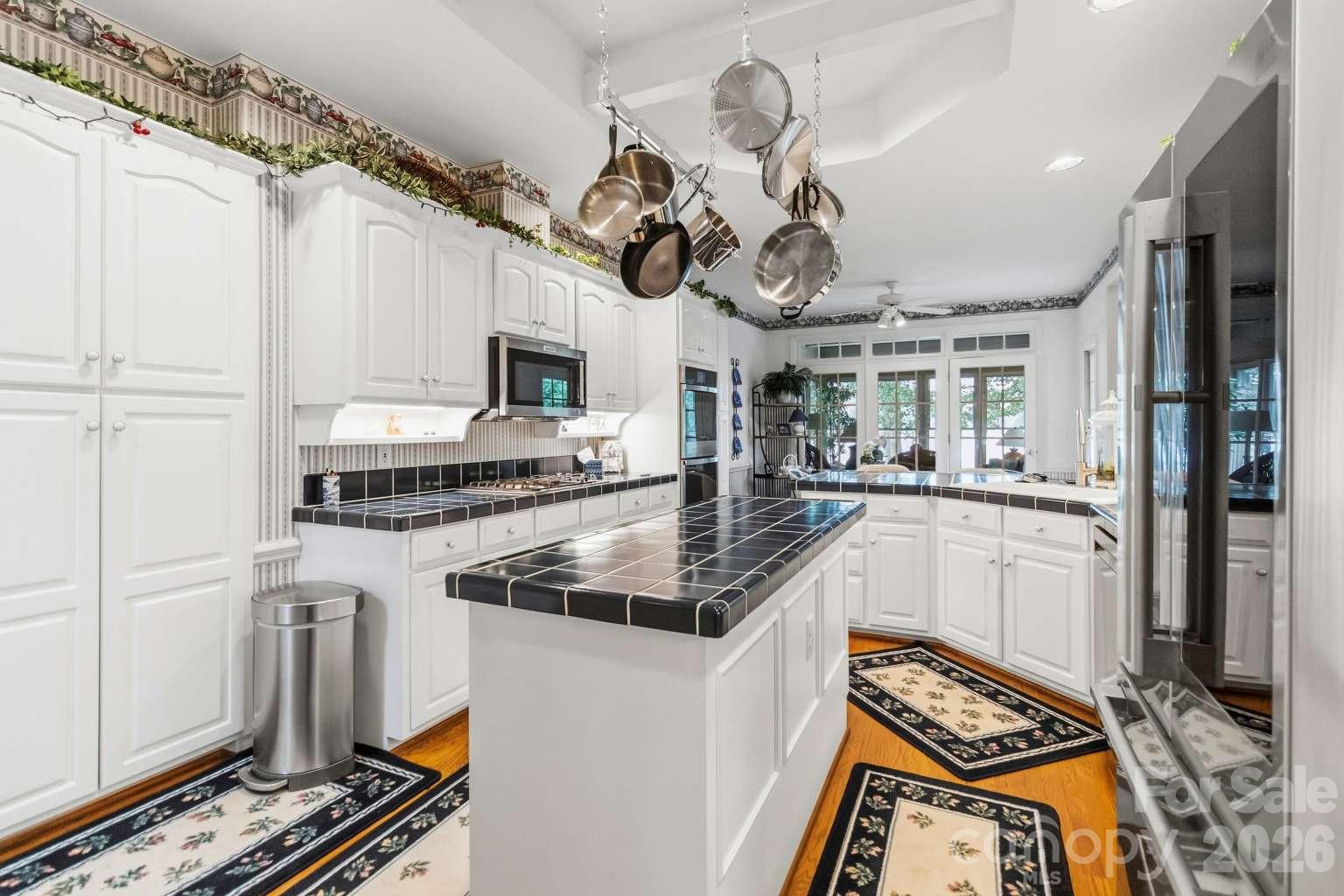 Single Family Residence at 1106 Westlake Drive, Kannapolis, photo 17 of 48