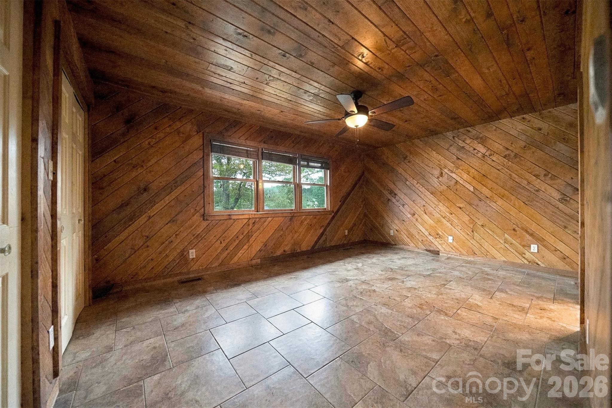 Single Family Residence at 128 Mull Drive, Taylorsville, photo 15 of 46