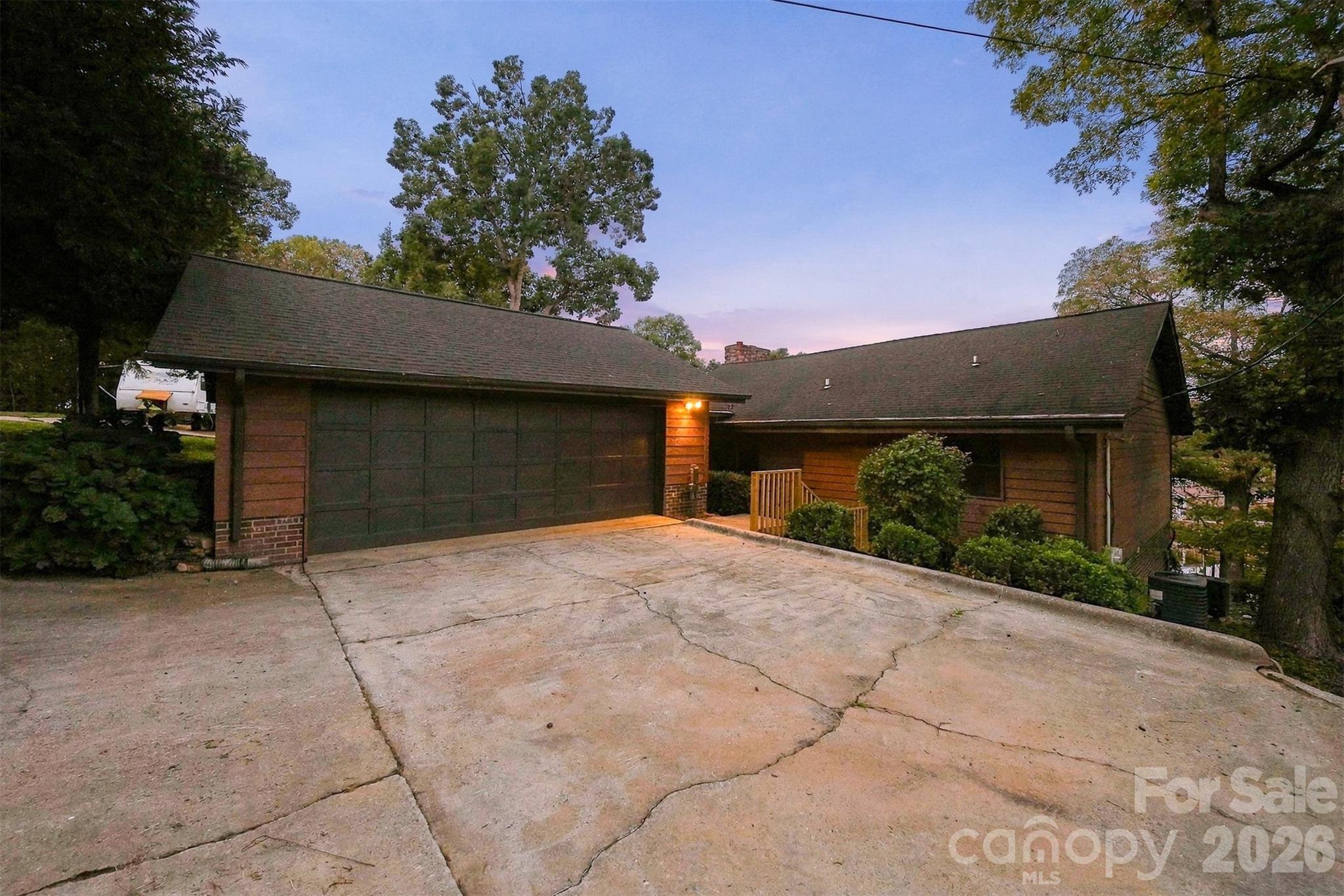 Single Family Residence at 128 Mull Drive, Taylorsville, photo 37 of 46