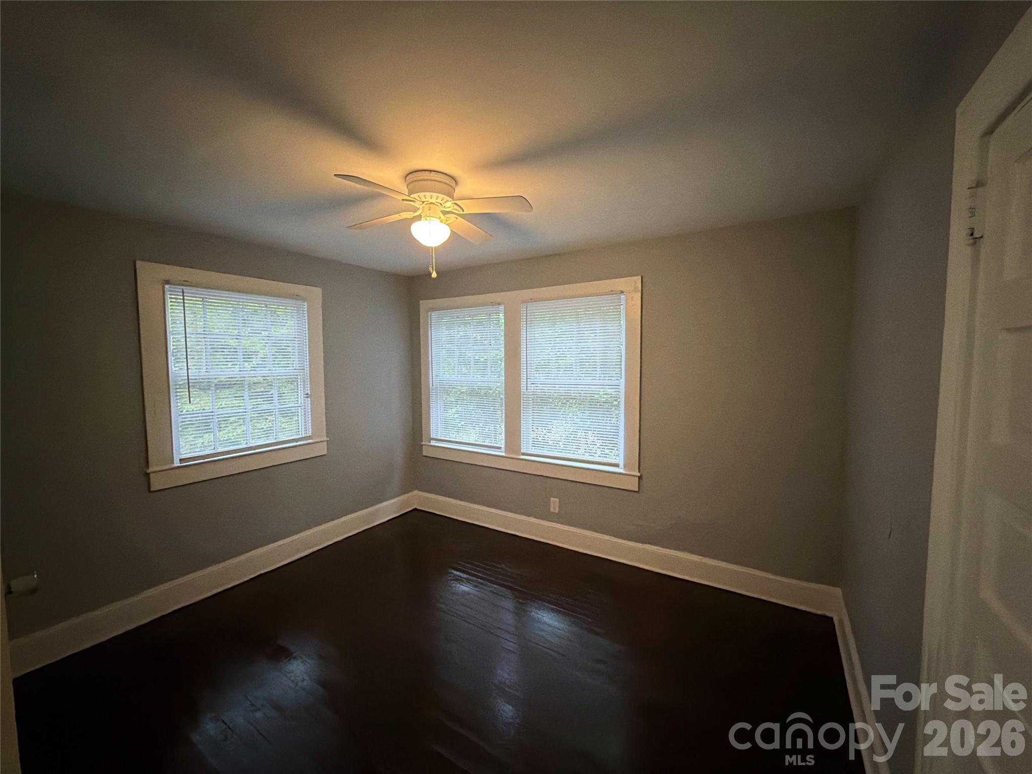 Duplex at 320 Harrison Street, Charlotte, photo 14 of 18