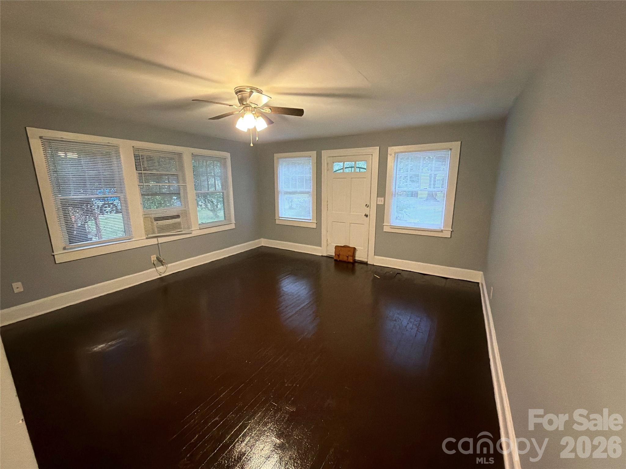 Duplex at 320 Harrison Street, Charlotte, photo 17 of 18