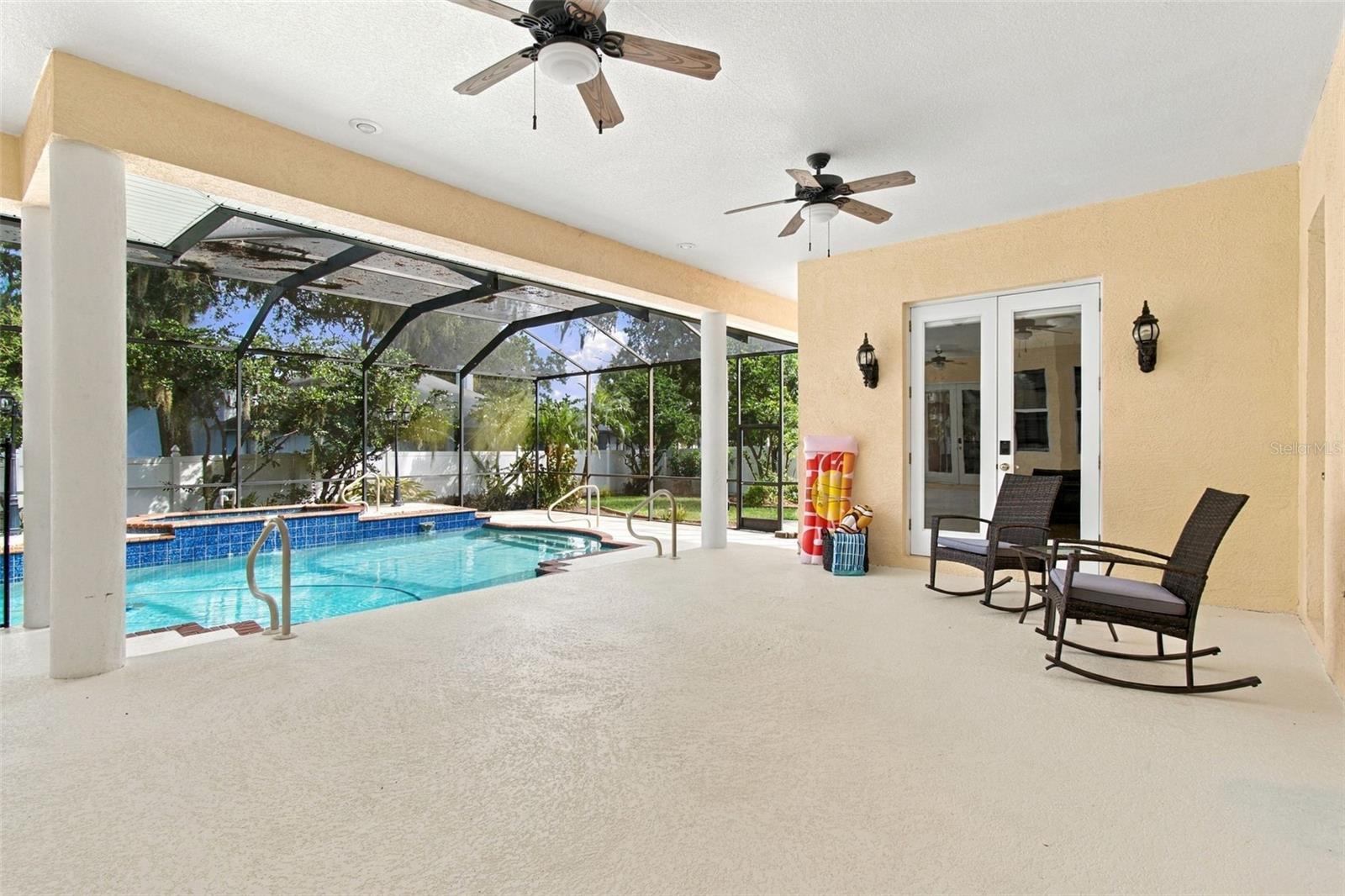 Single Family Residence at 816 CITRUS WOOD LN, VALRICO, photo 86 of 100