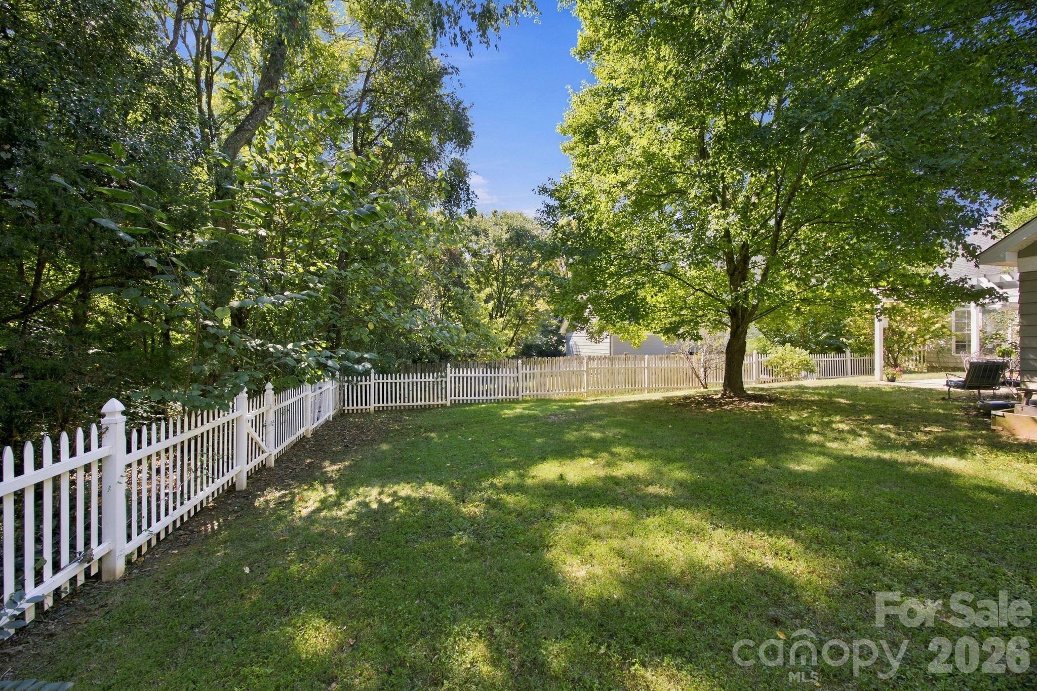 Single Family Residence at 8214 Ballymore Court, Huntersville, photo 21 of 28