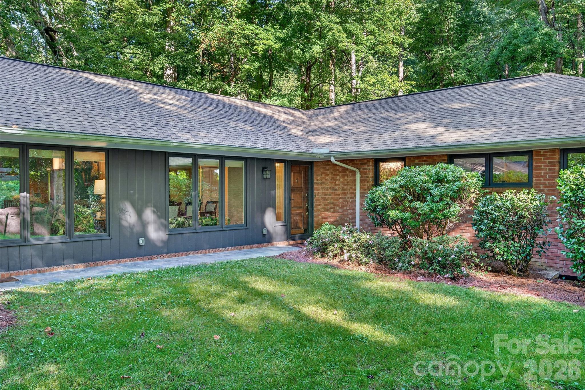 Single Family Residence at 459 Forest Heights Drive, Marion, photo 3 of 48
