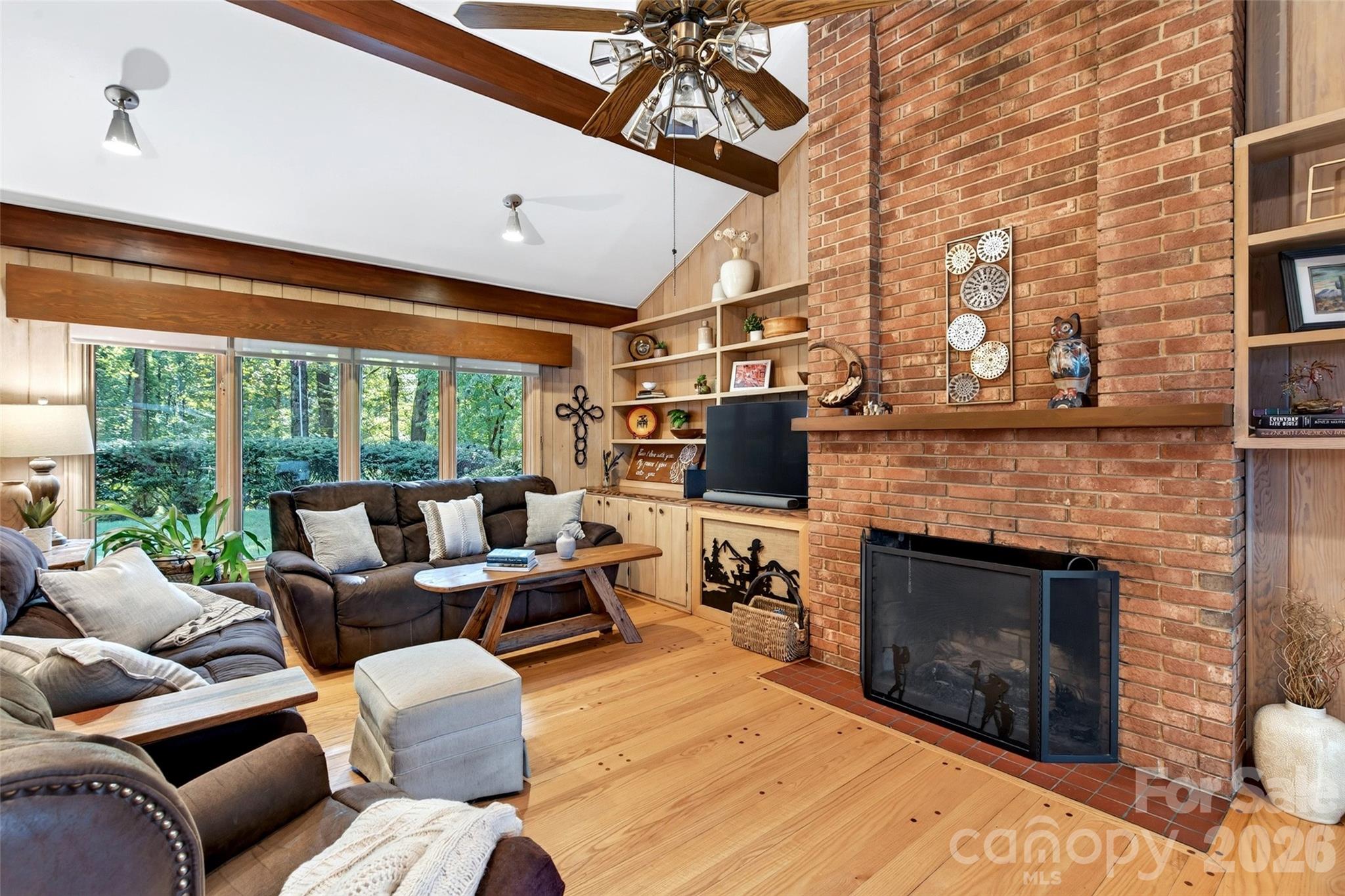 Single Family Residence at 459 Forest Heights Drive, Marion, photo 7 of 48