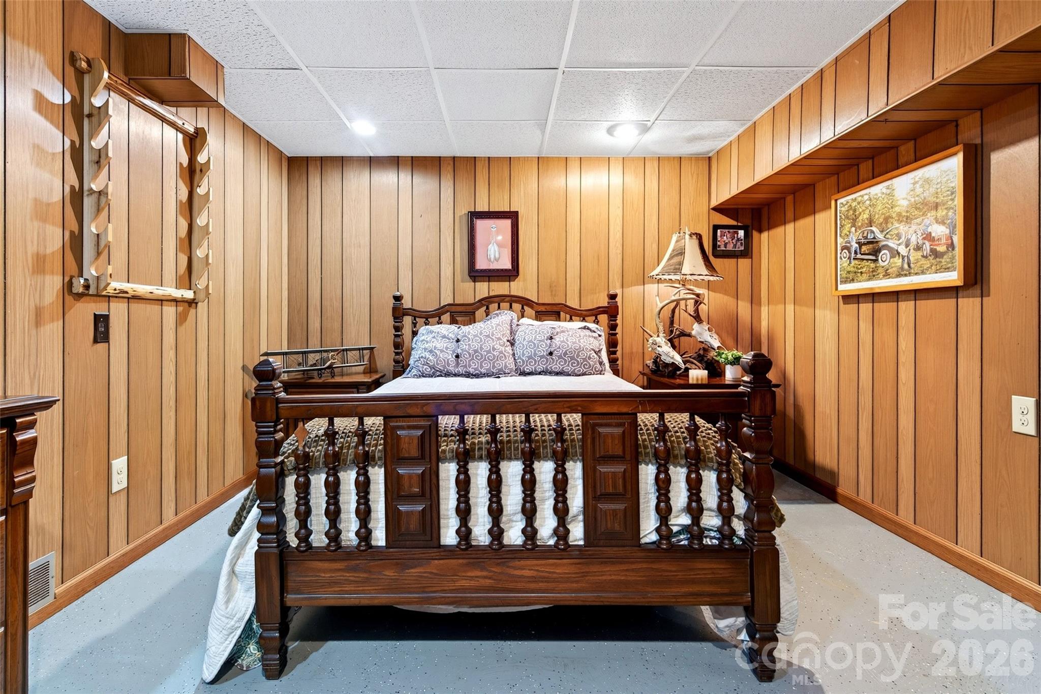 Bonus room used as bedroom in the Basement - 459 Forest Heights Drive, Marion