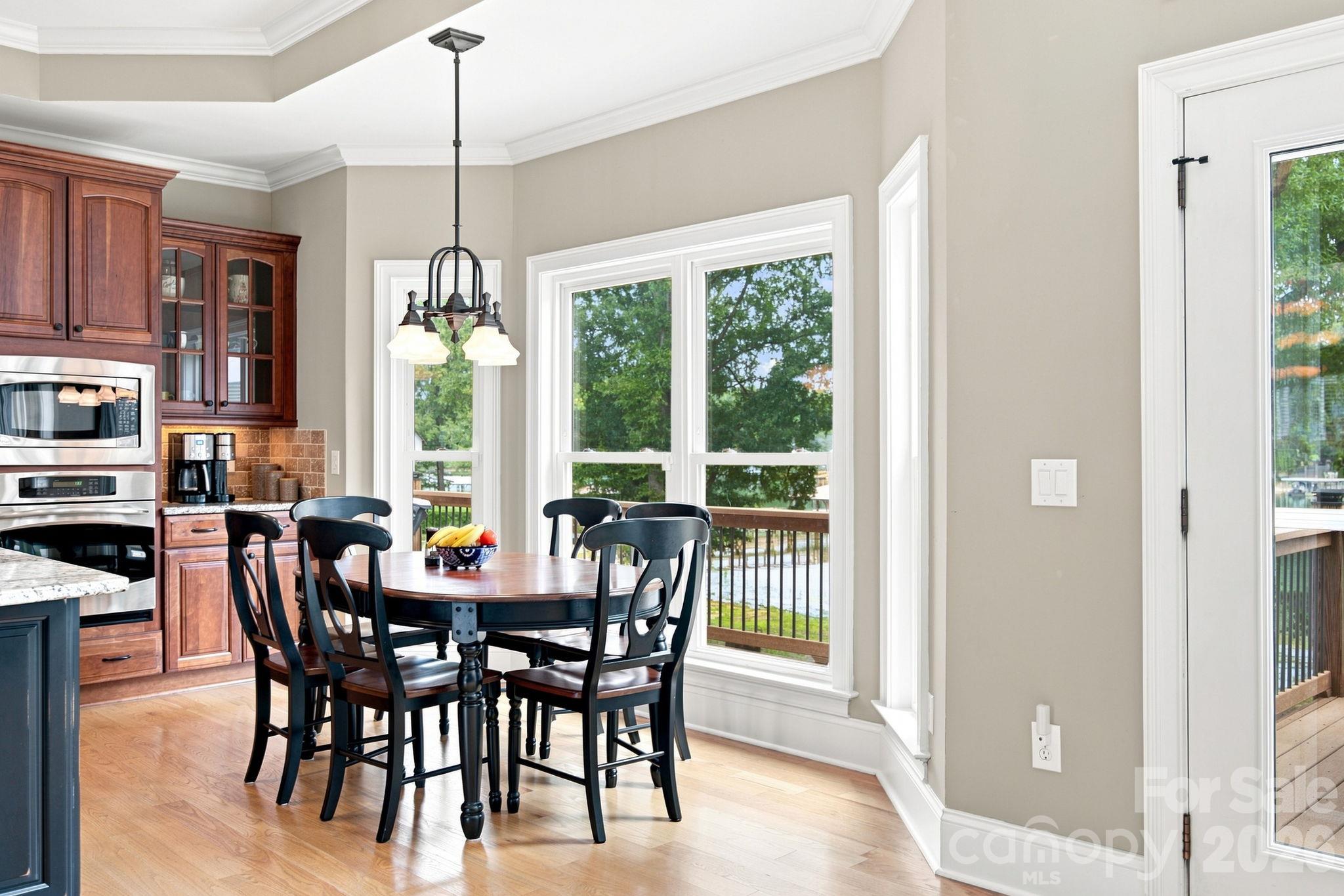 Single Family Residence at 162 Sagemore Road, Mooresville, photo 15 of 48