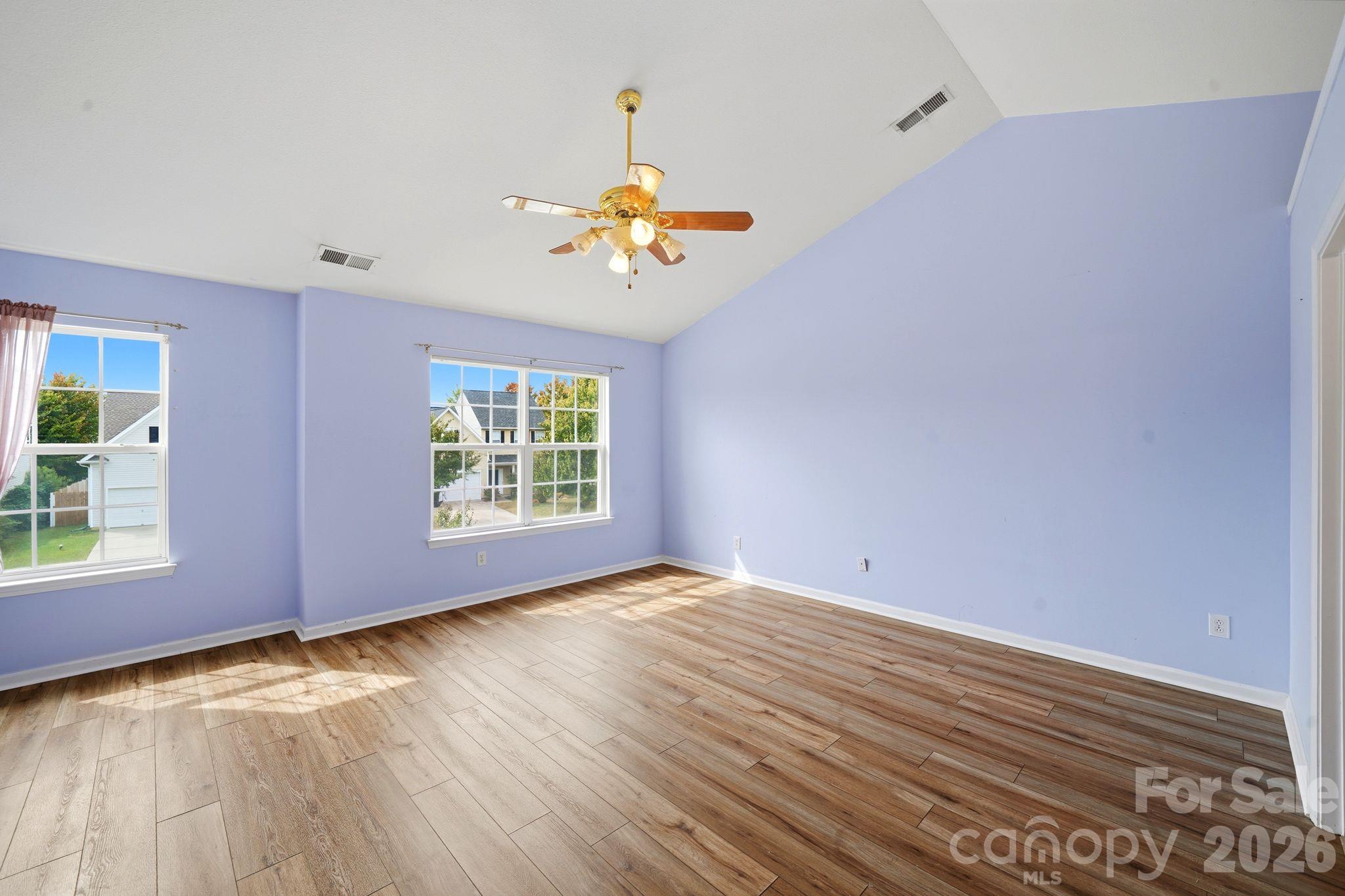 Single Family Residence at 16342 Hayfield Road, Charlotte, photo 14 of 38