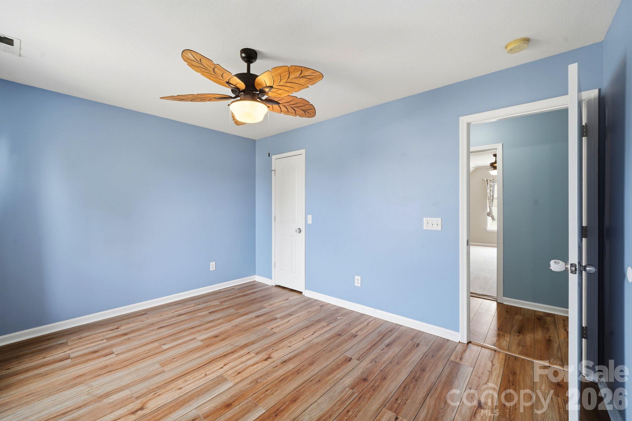 Single Family Residence at 16342 Hayfield Road, Charlotte, photo 19 of 38